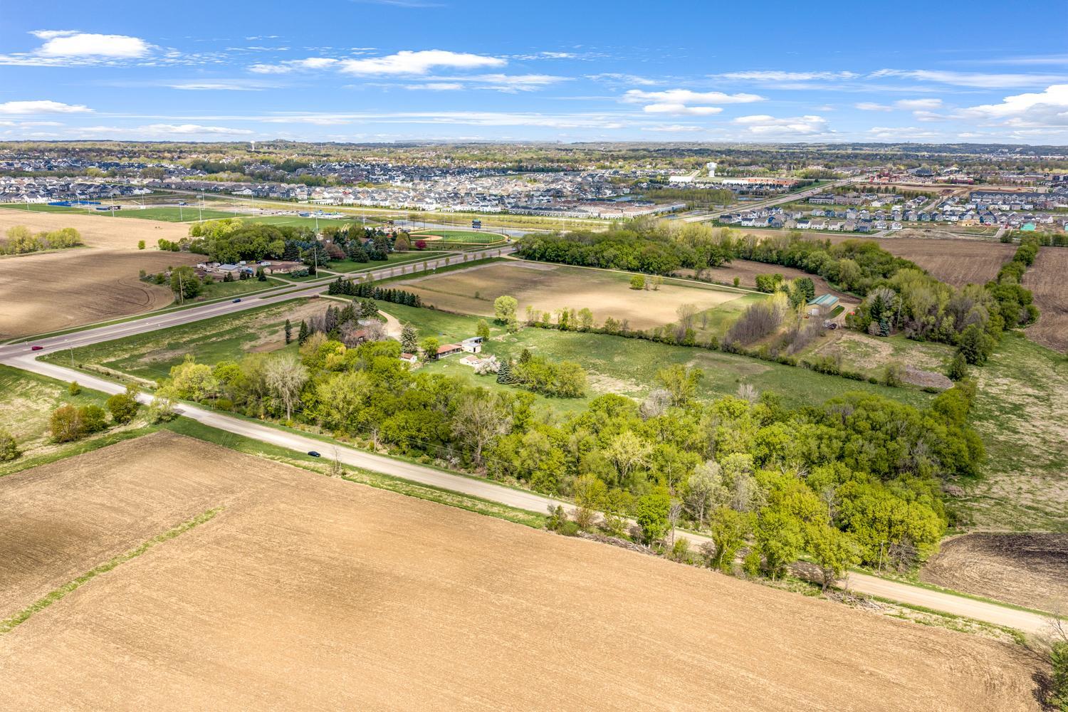 main property photo 45