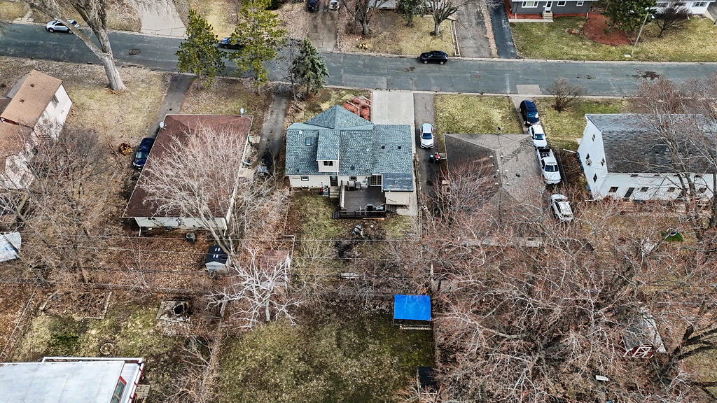 main property photo 32