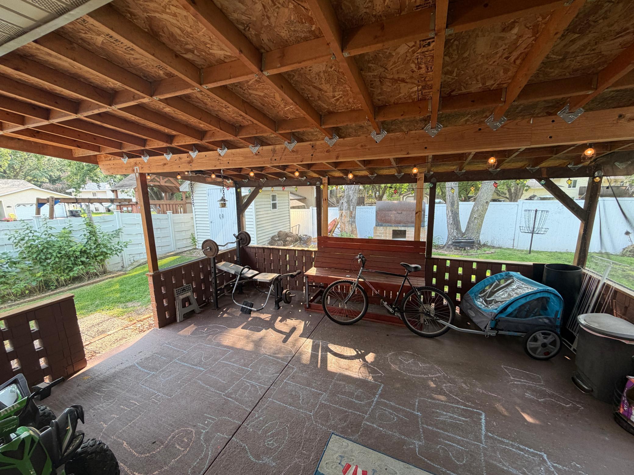 main property photo 17