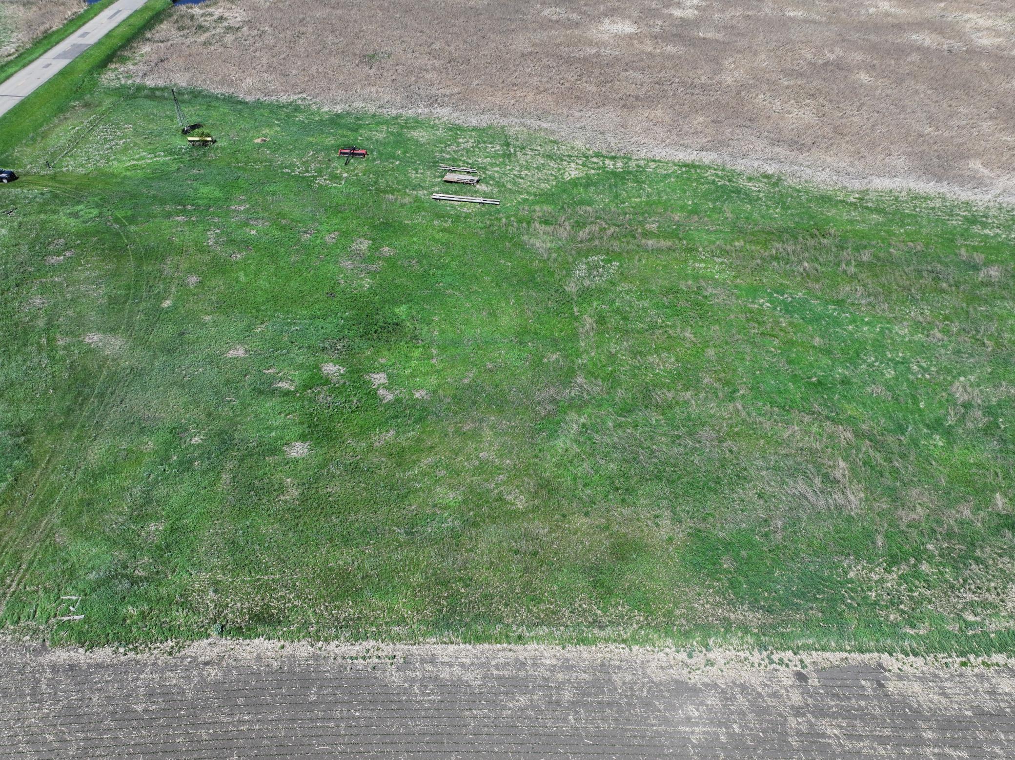 main property photo 24