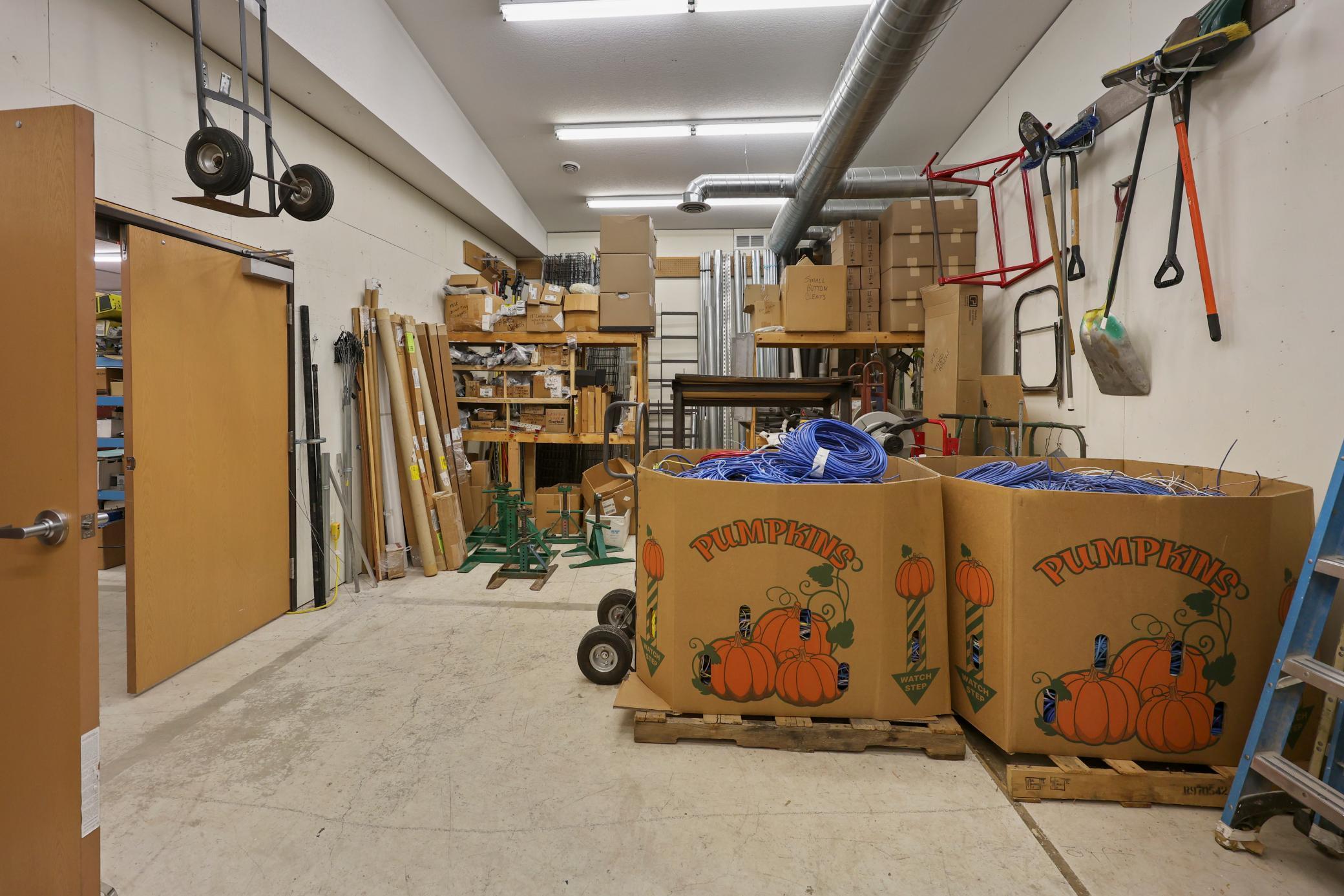 main property photo 50