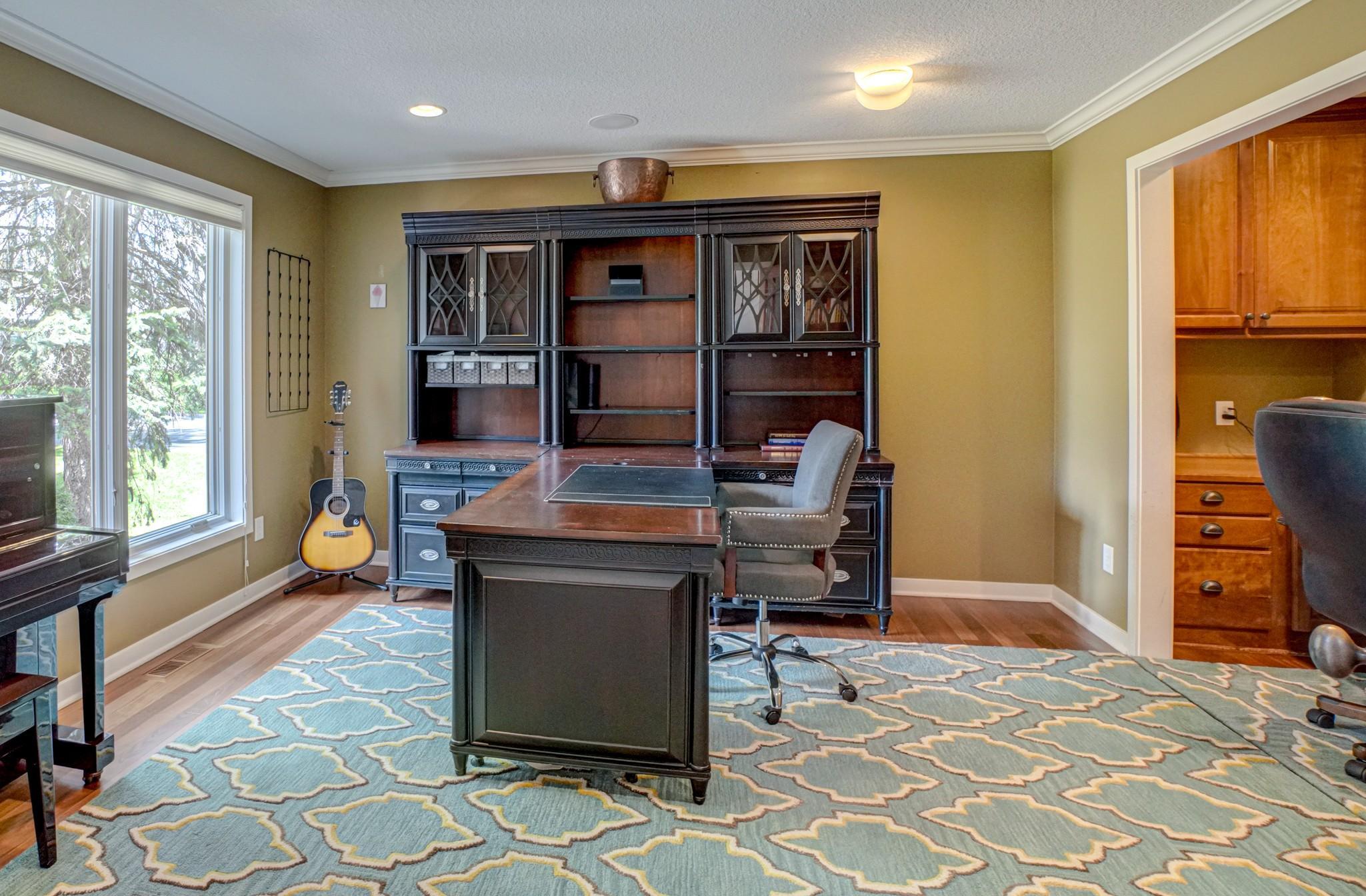 main property photo 7