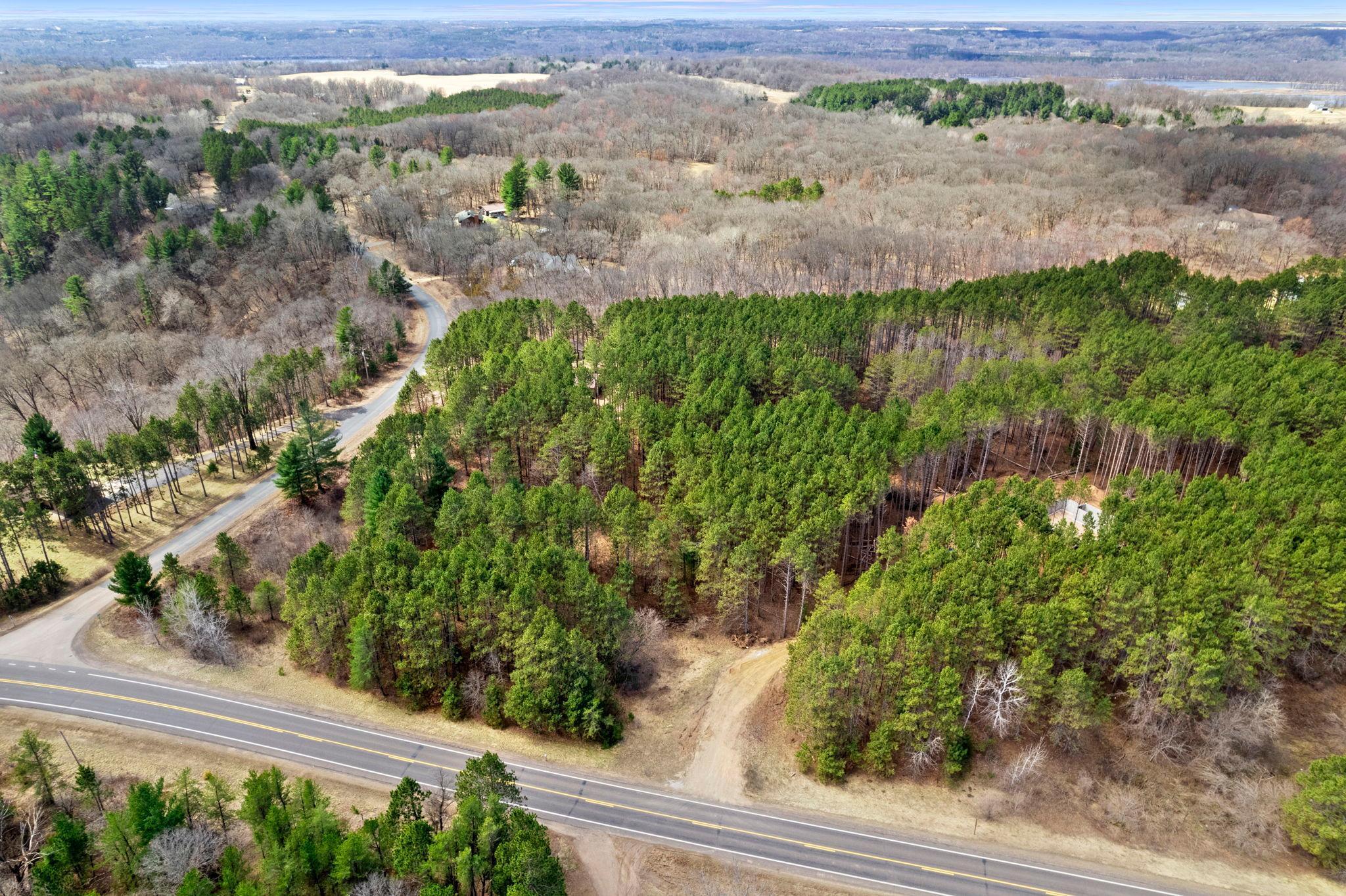 main property photo 25
