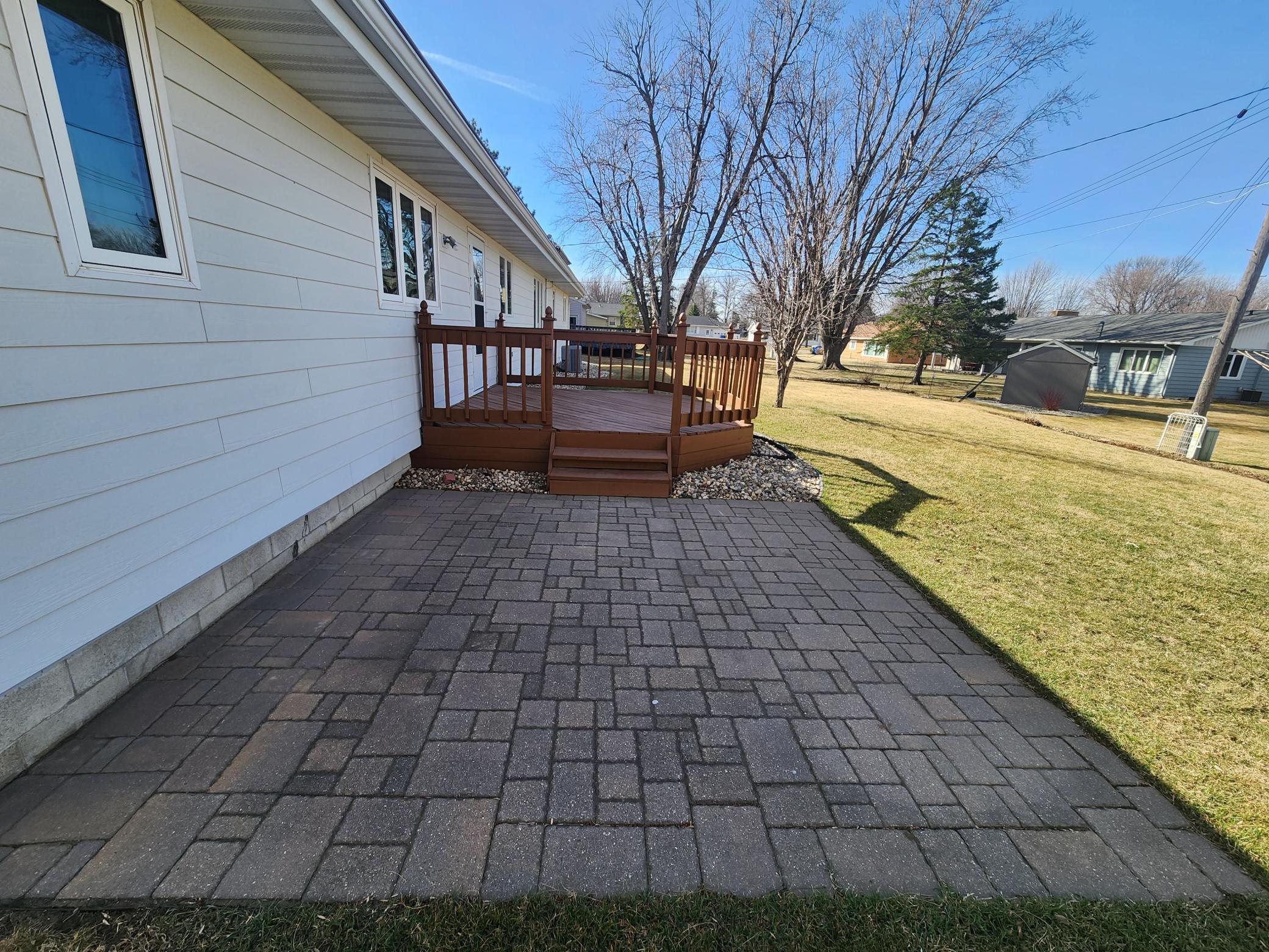 main property photo 6