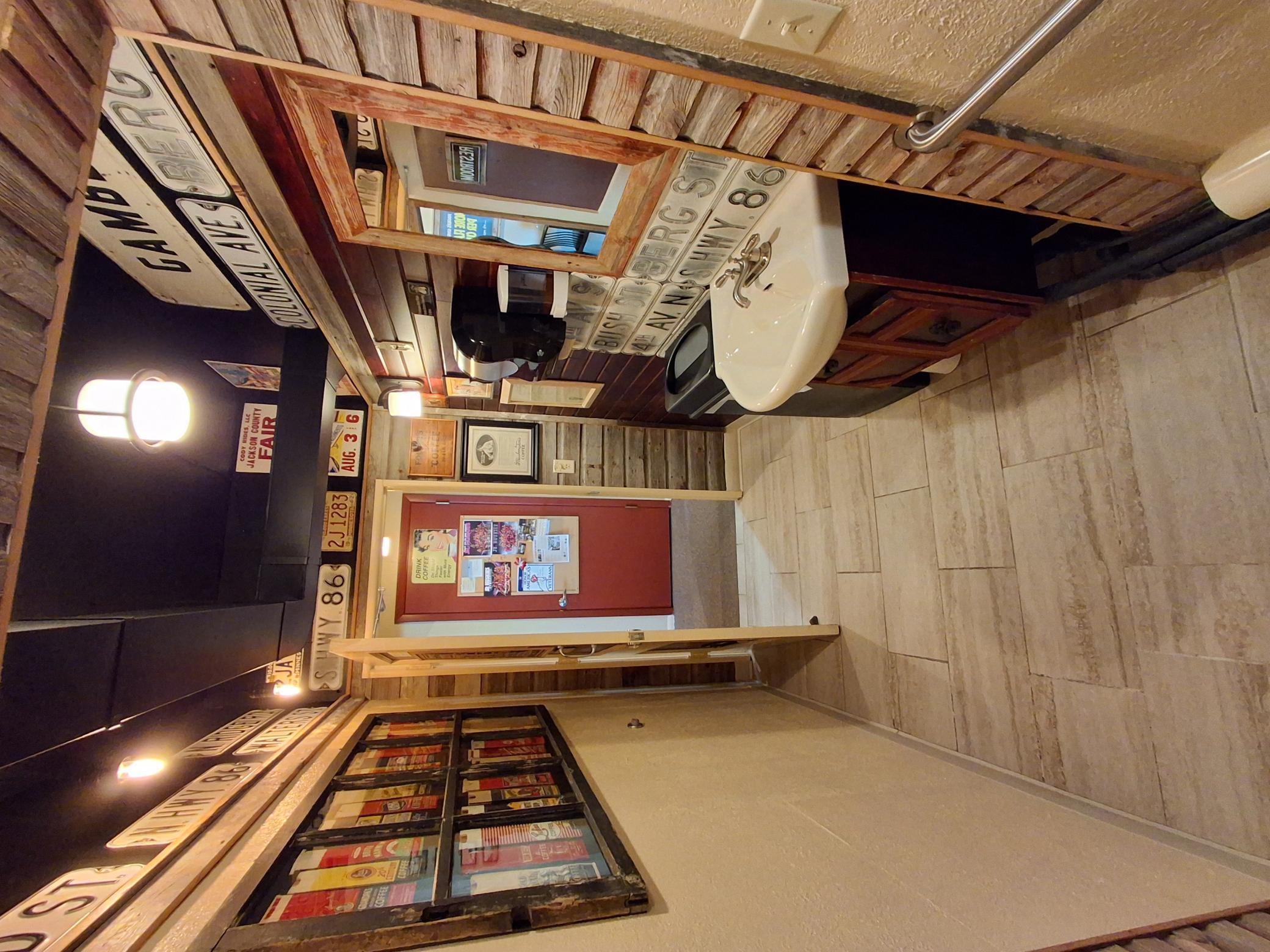 main property photo 13