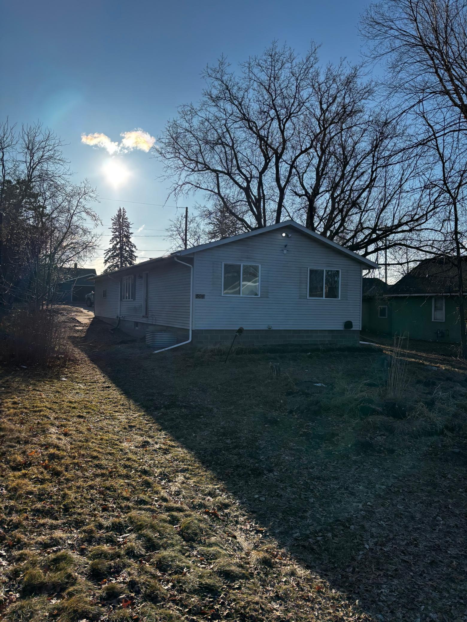 main property photo 18
