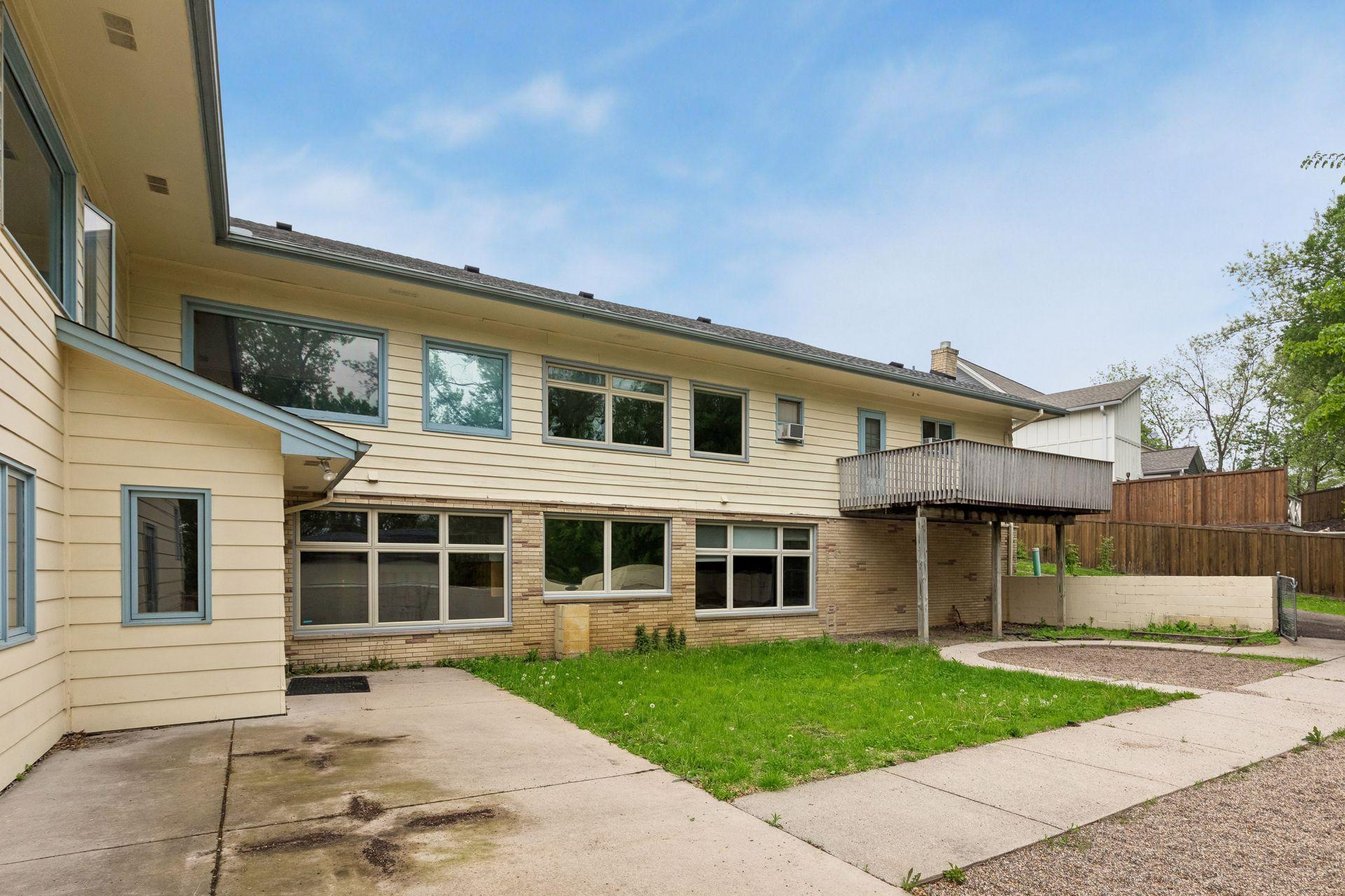 main property photo 74