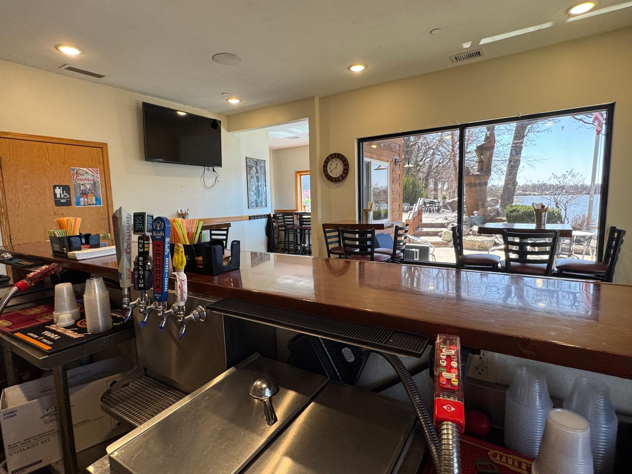 main property photo 11