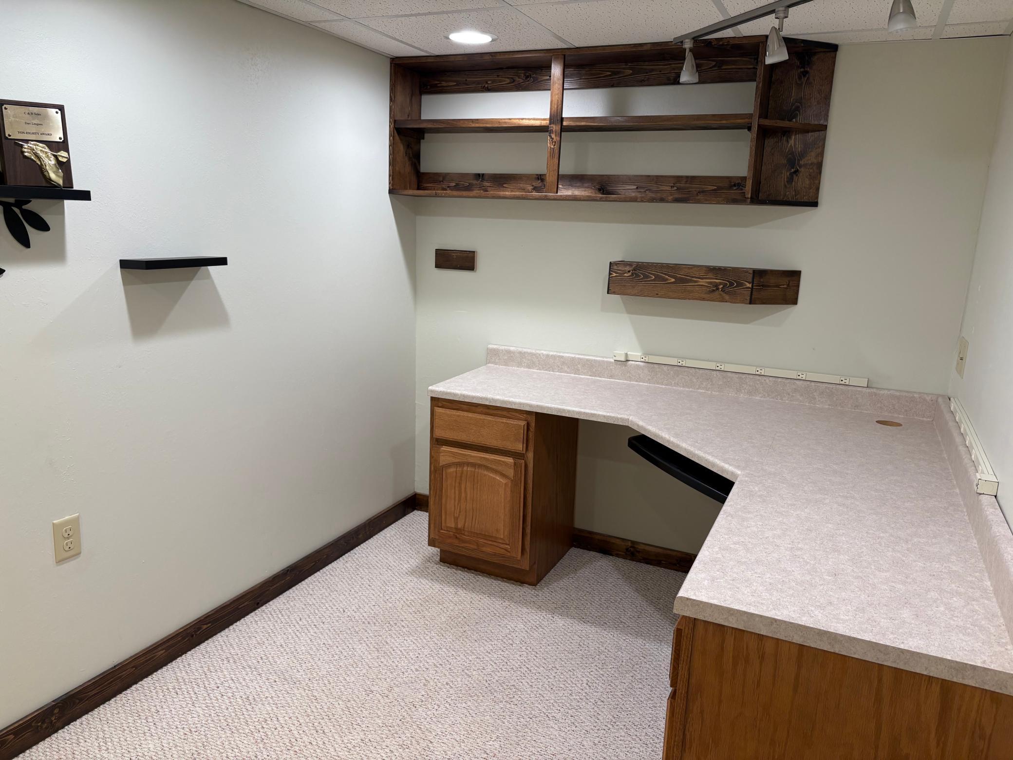 main property photo 16