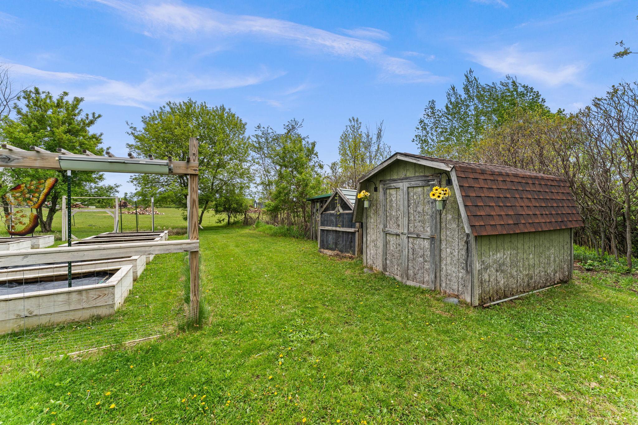 main property photo 74