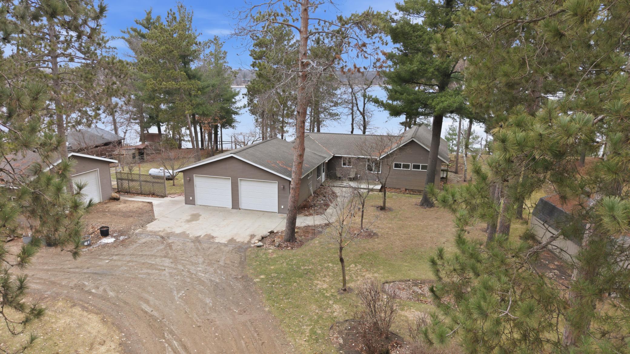 main property photo 50