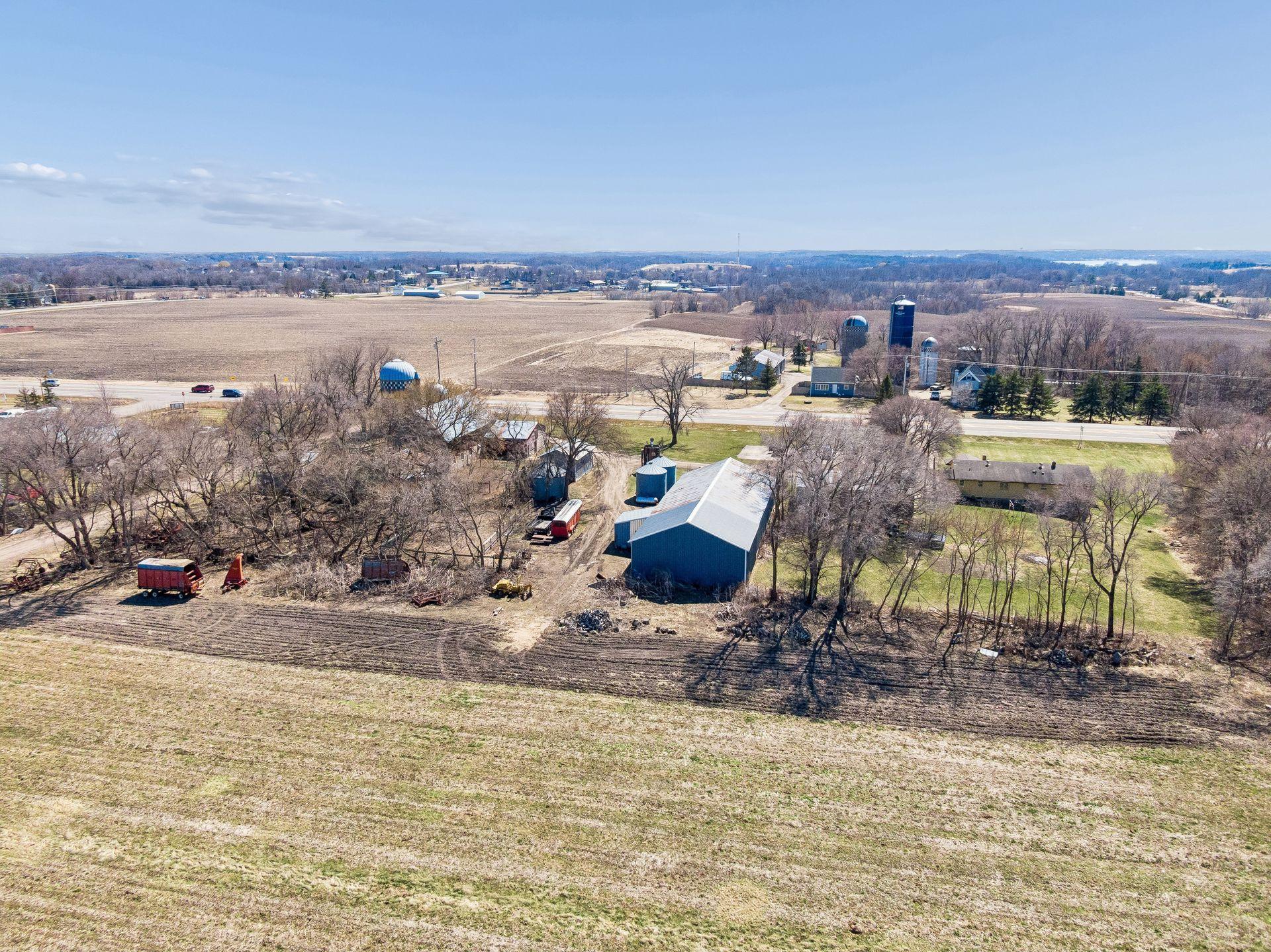main property photo 4