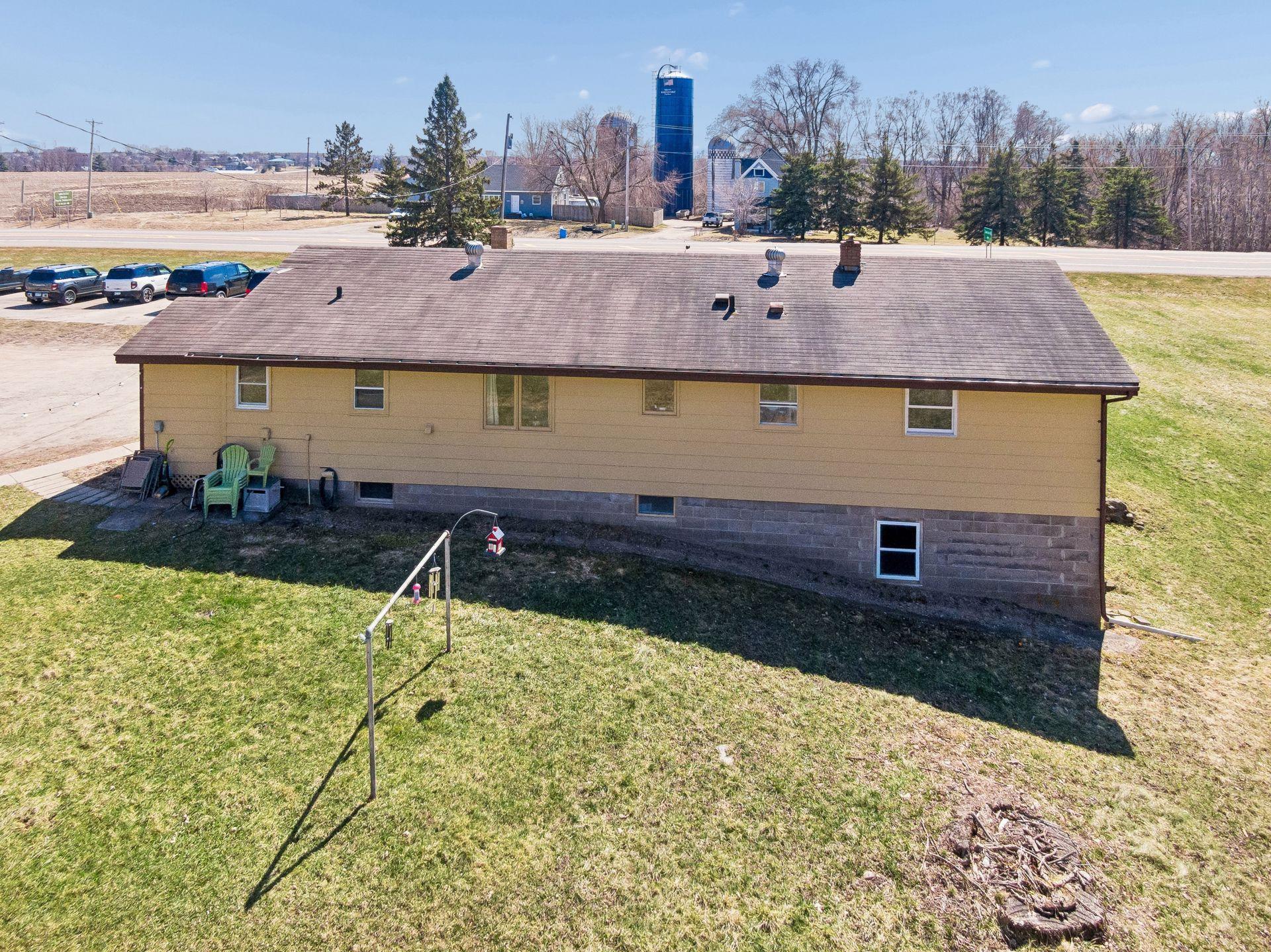 main property photo 50