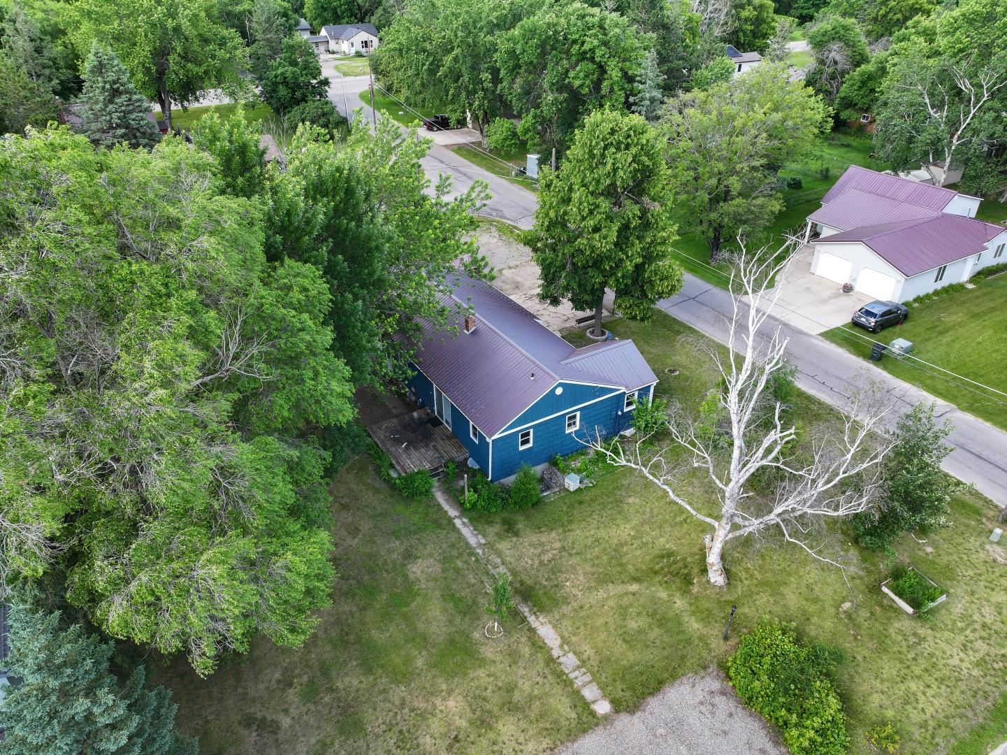 main property photo 50