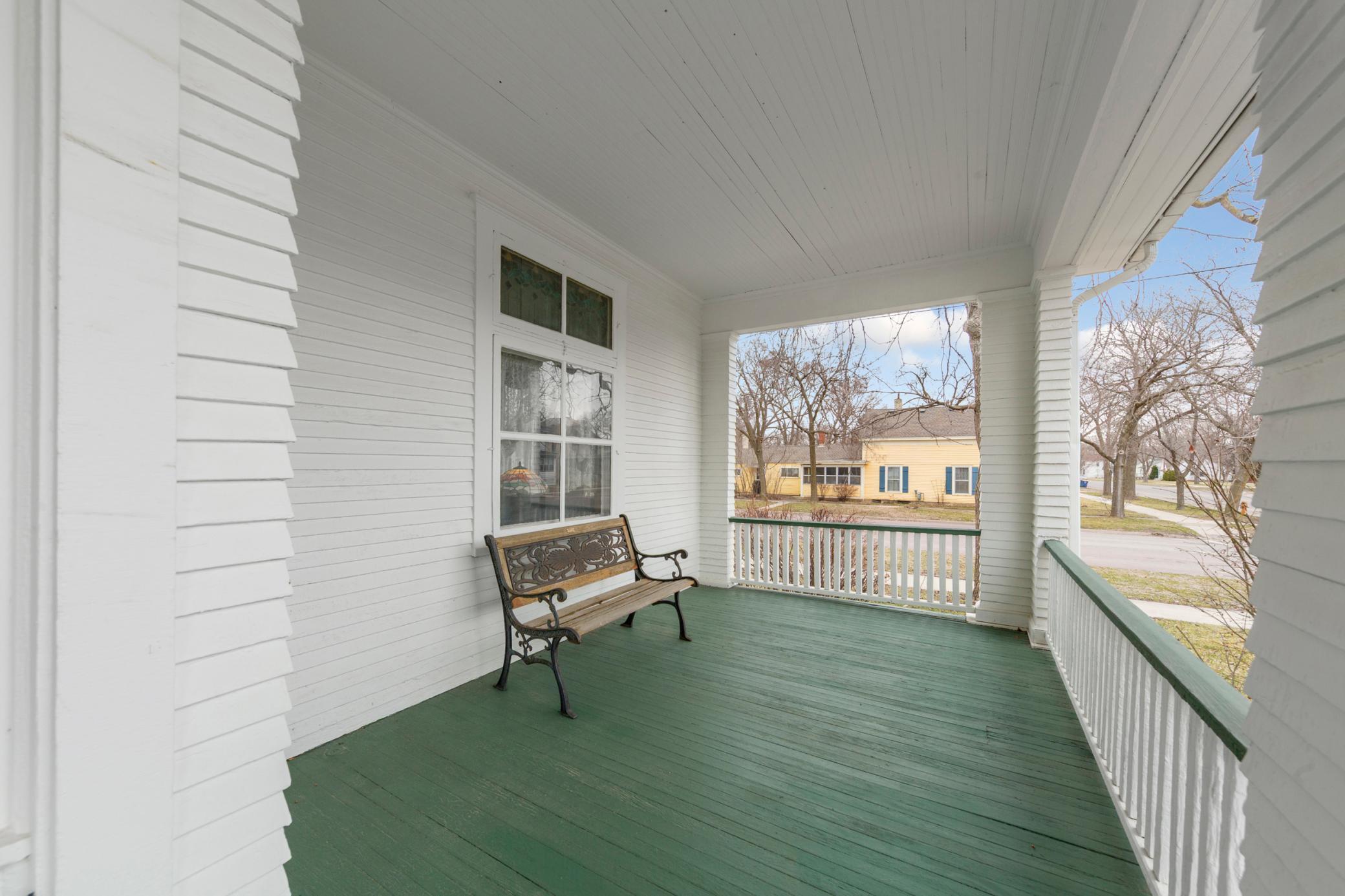 main property photo 16