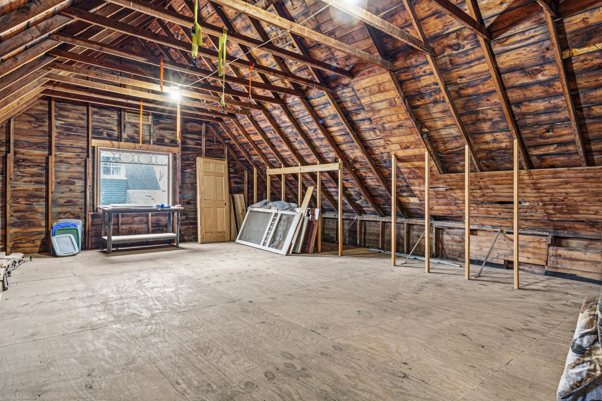 main property photo 70