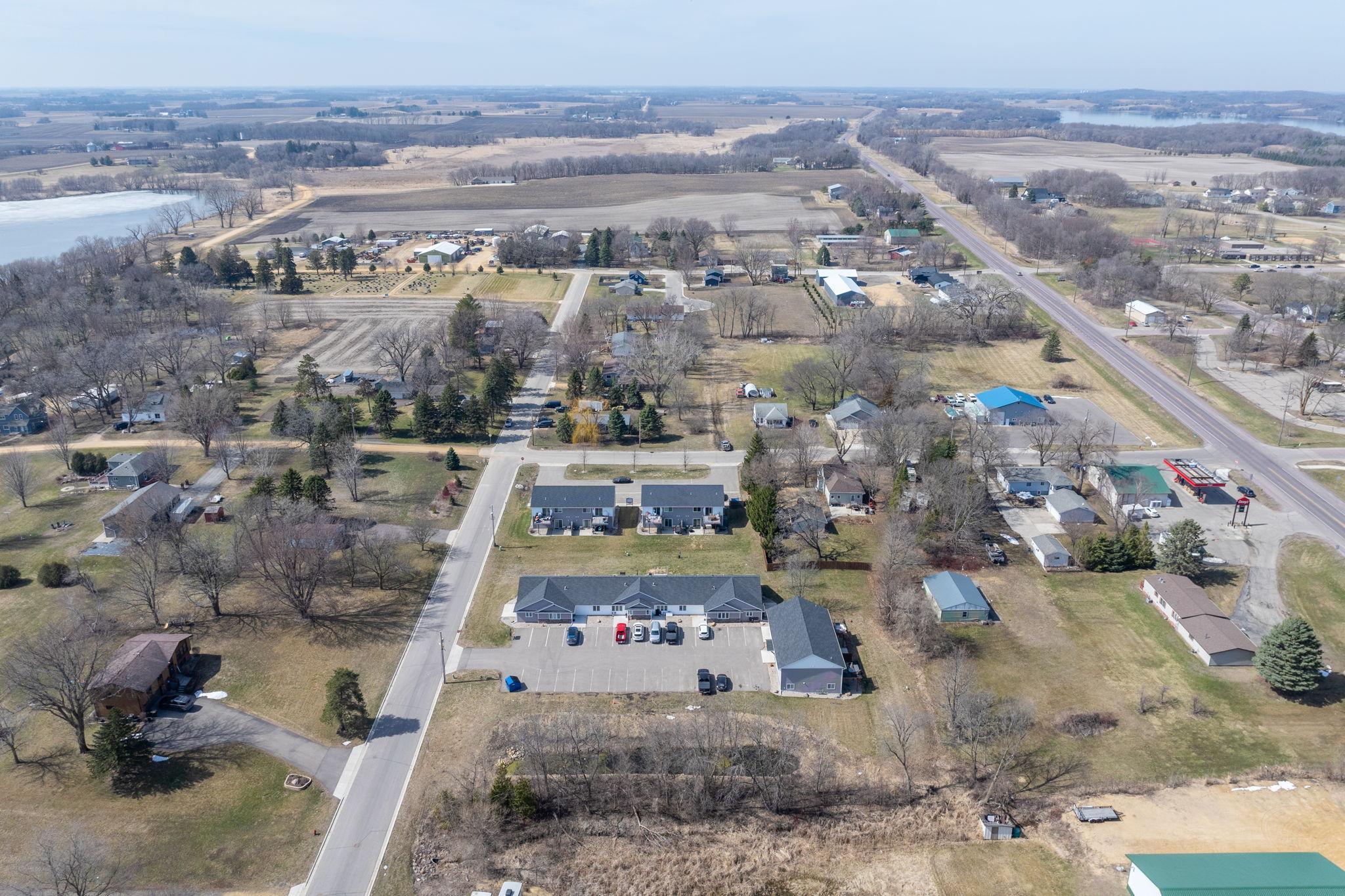 main property photo 29