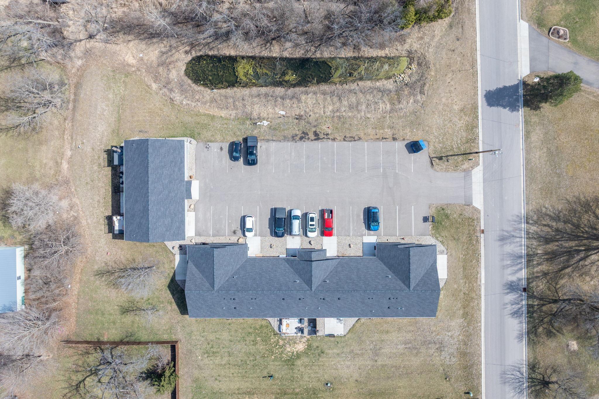 main property photo 33