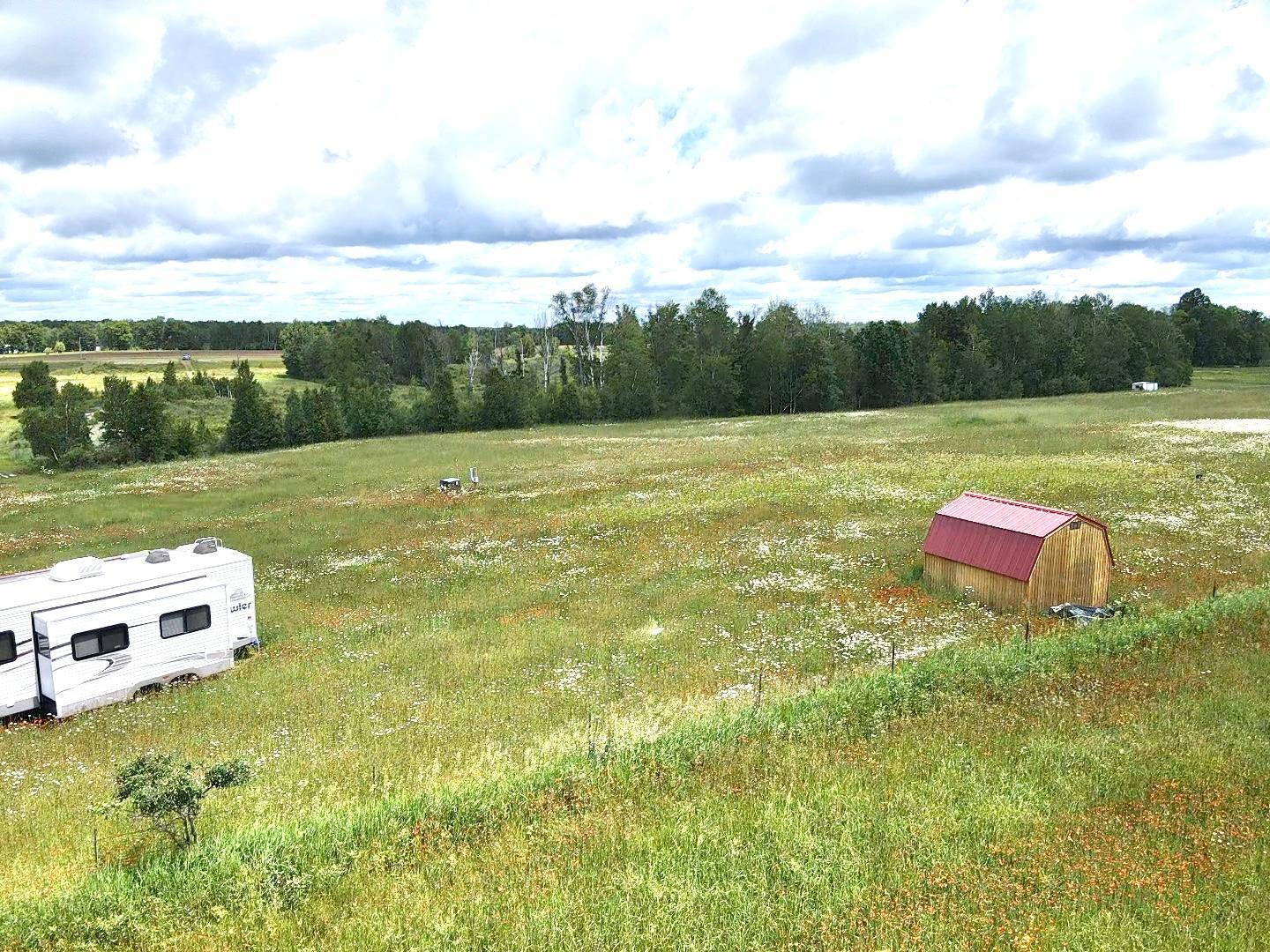 main property photo 32