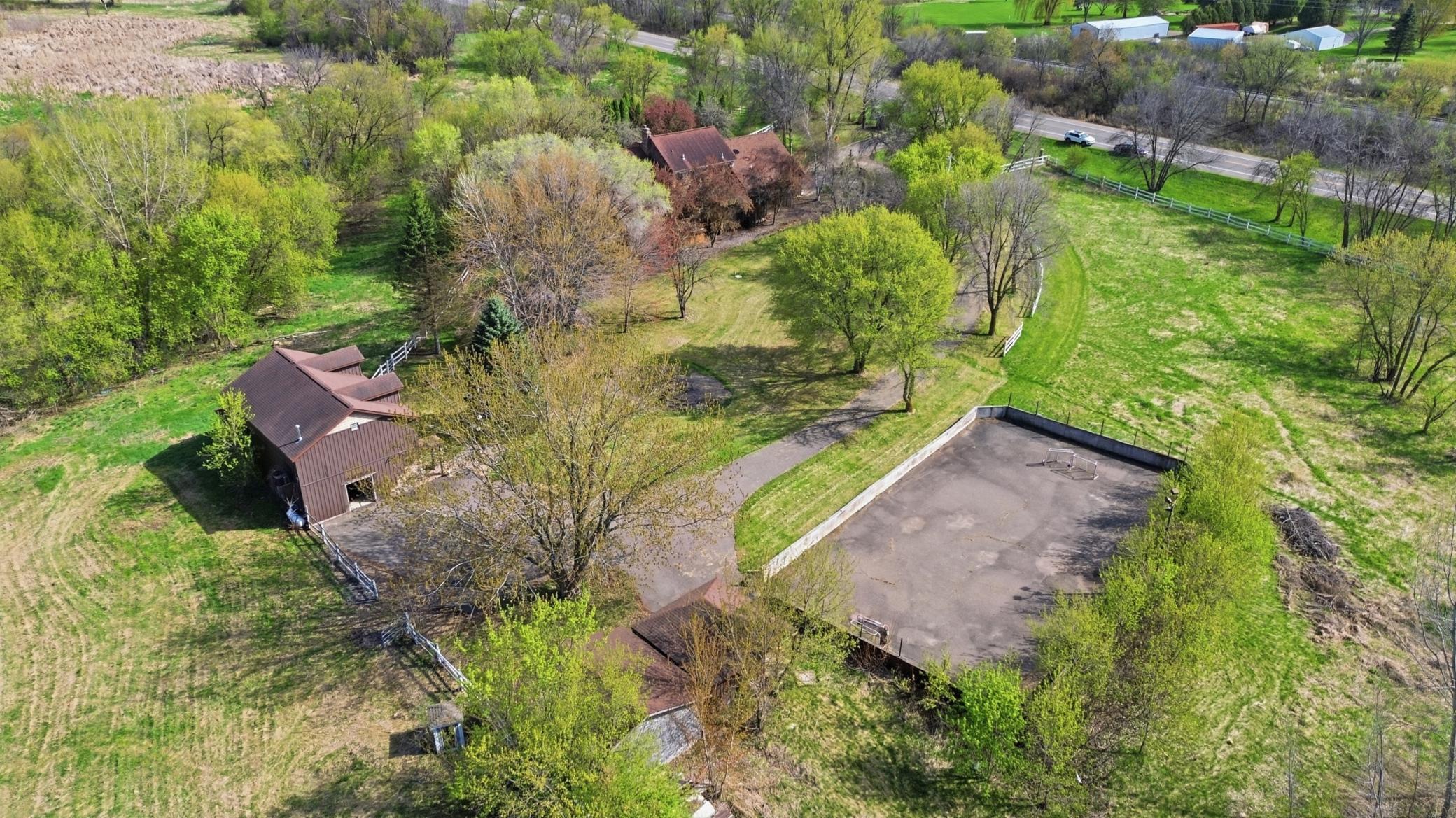 main property photo 35