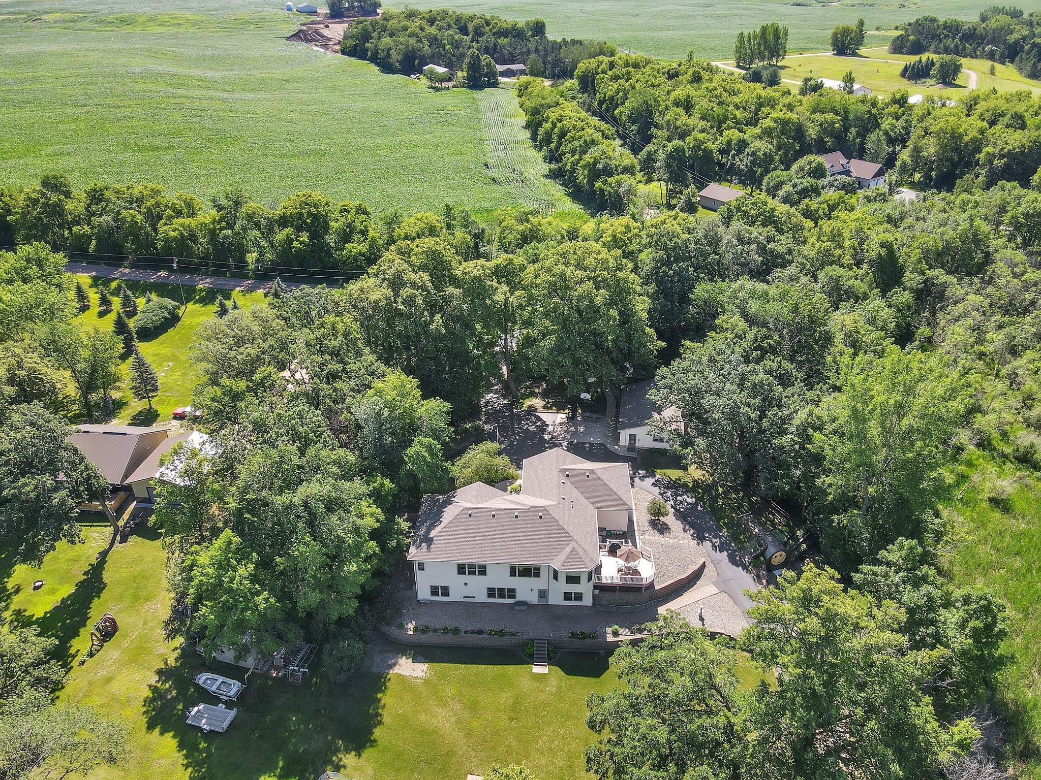 main property photo 5