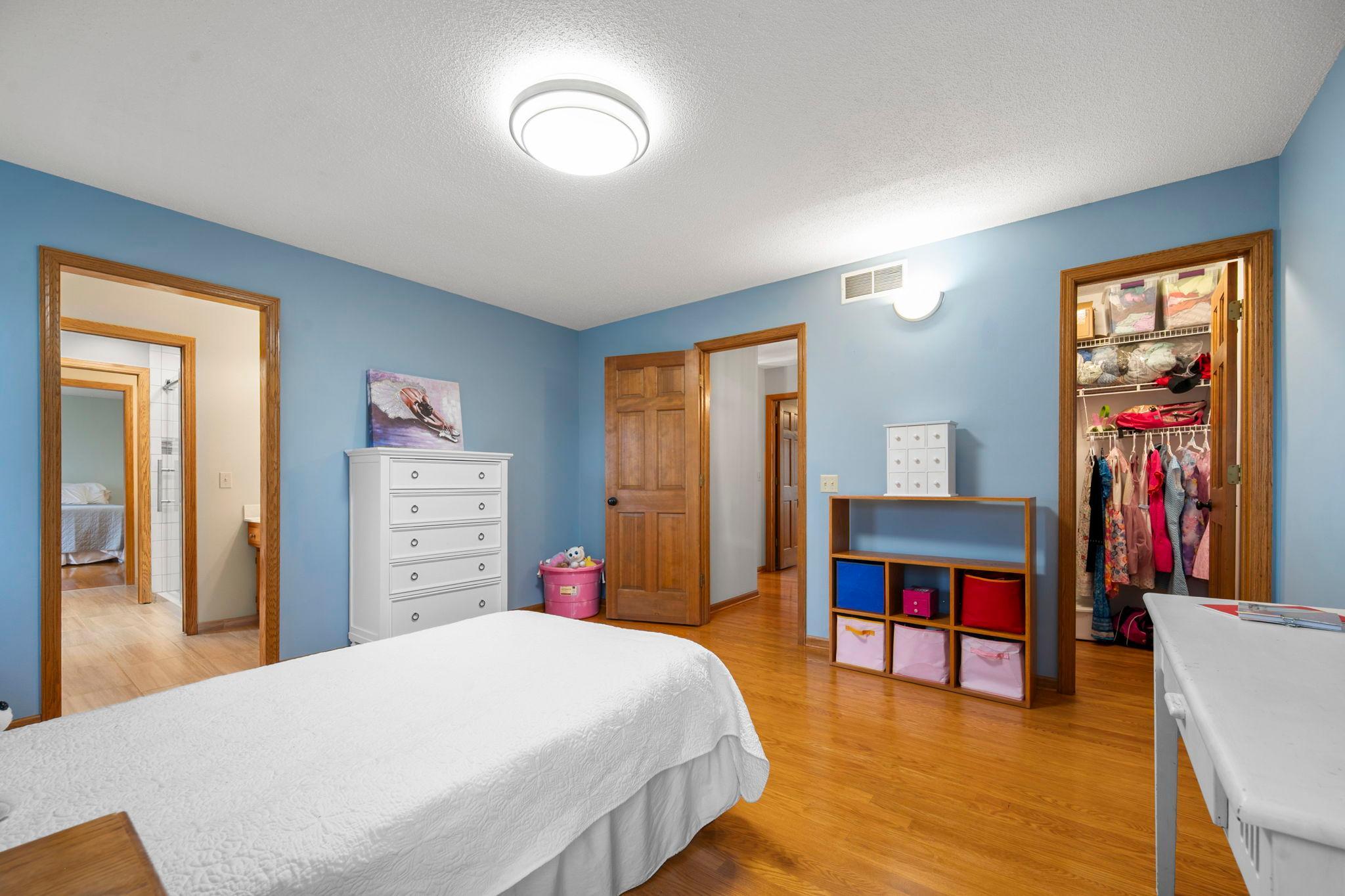 main property photo 45