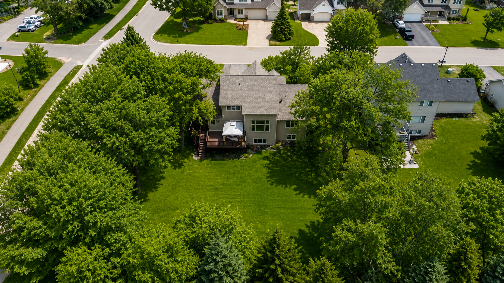 main property photo 40