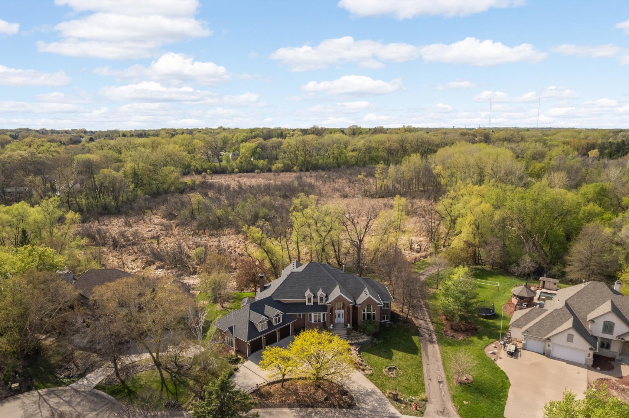 main property photo 6