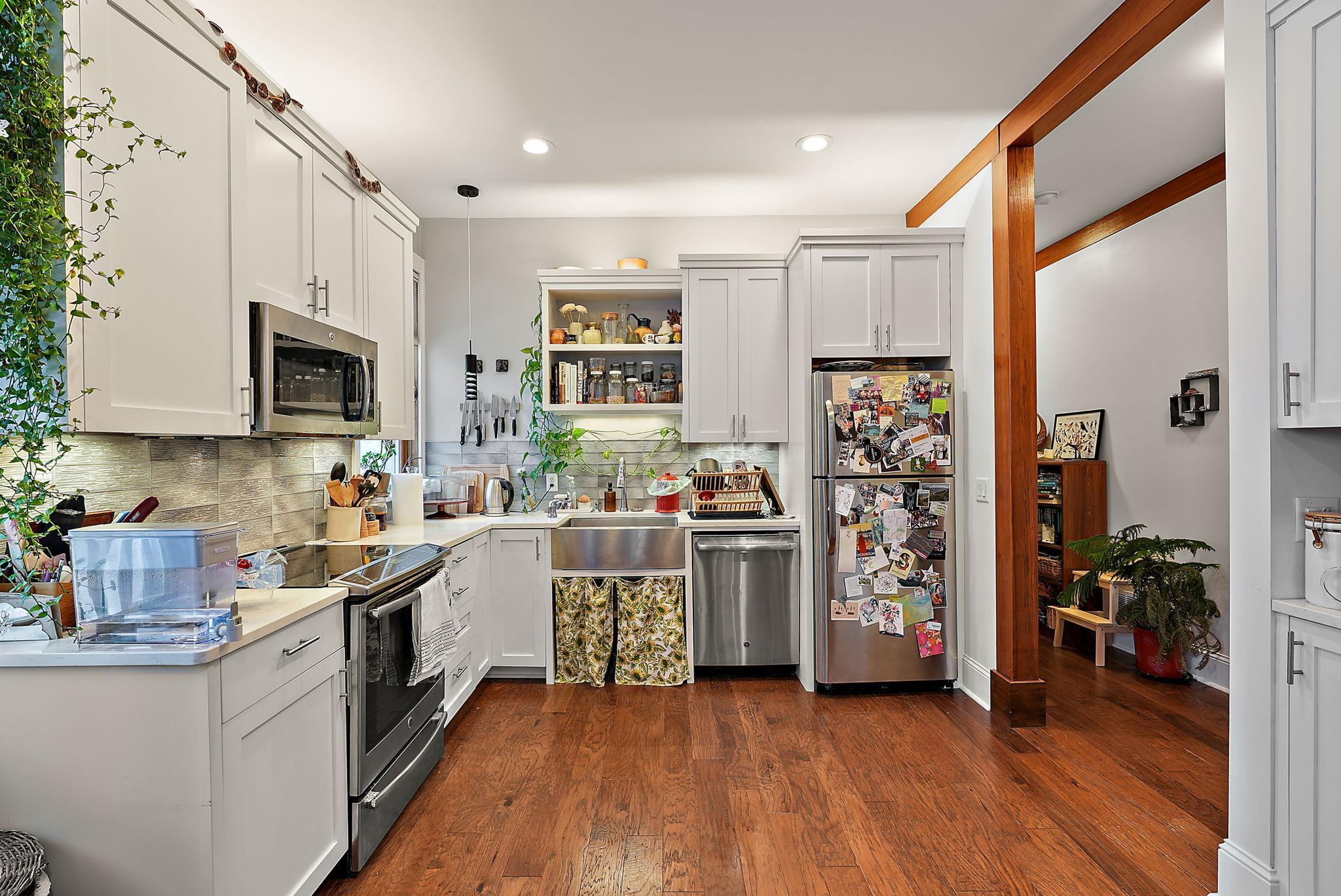 main property photo 88