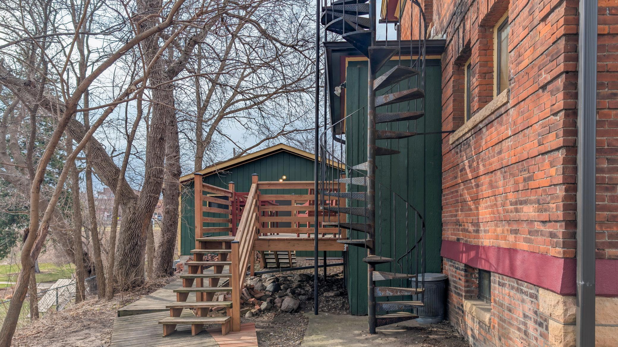 main property photo 109
