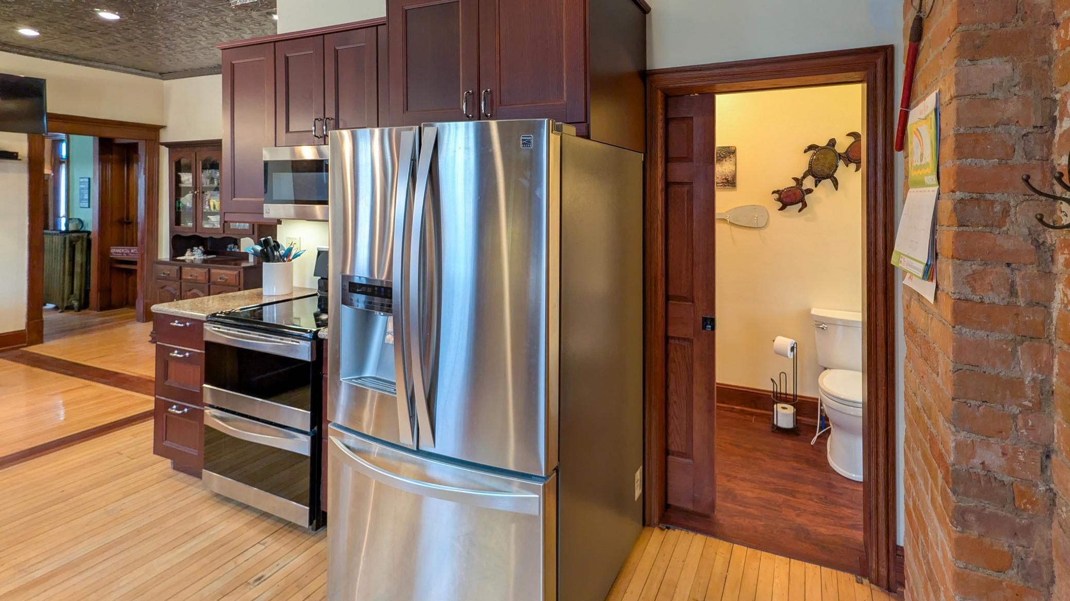 main property photo 20
