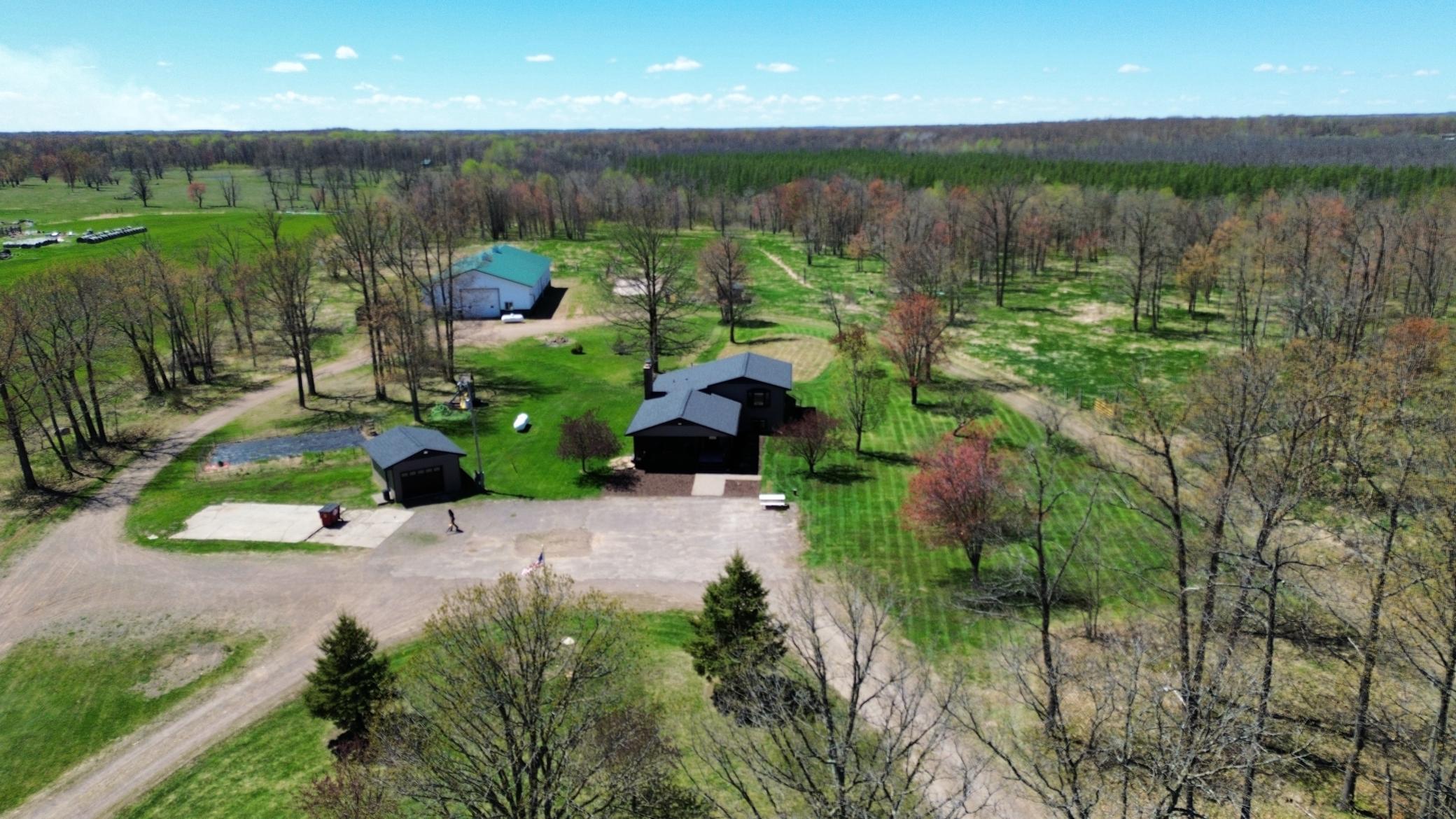 main property photo 9