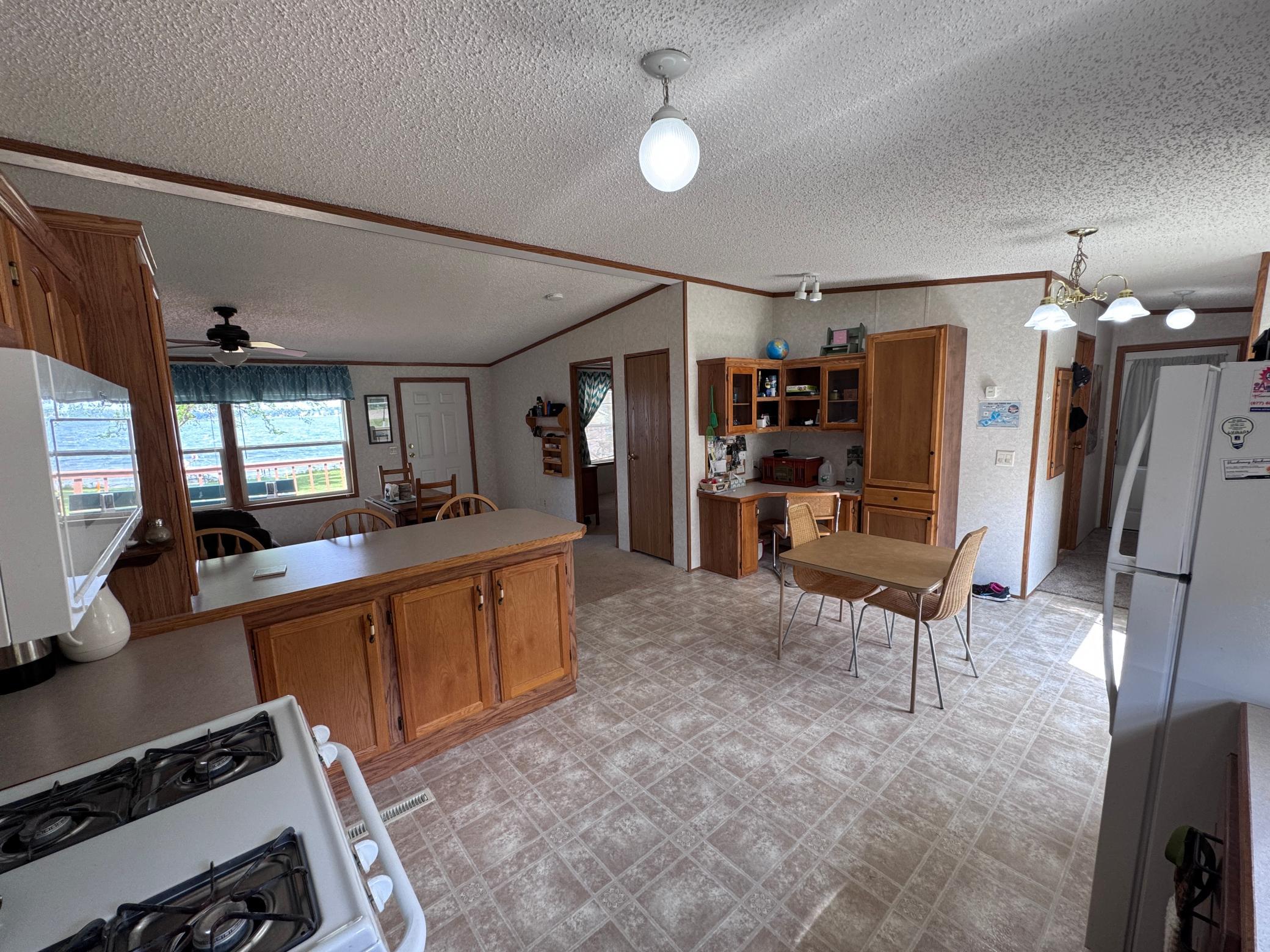 main property photo 57