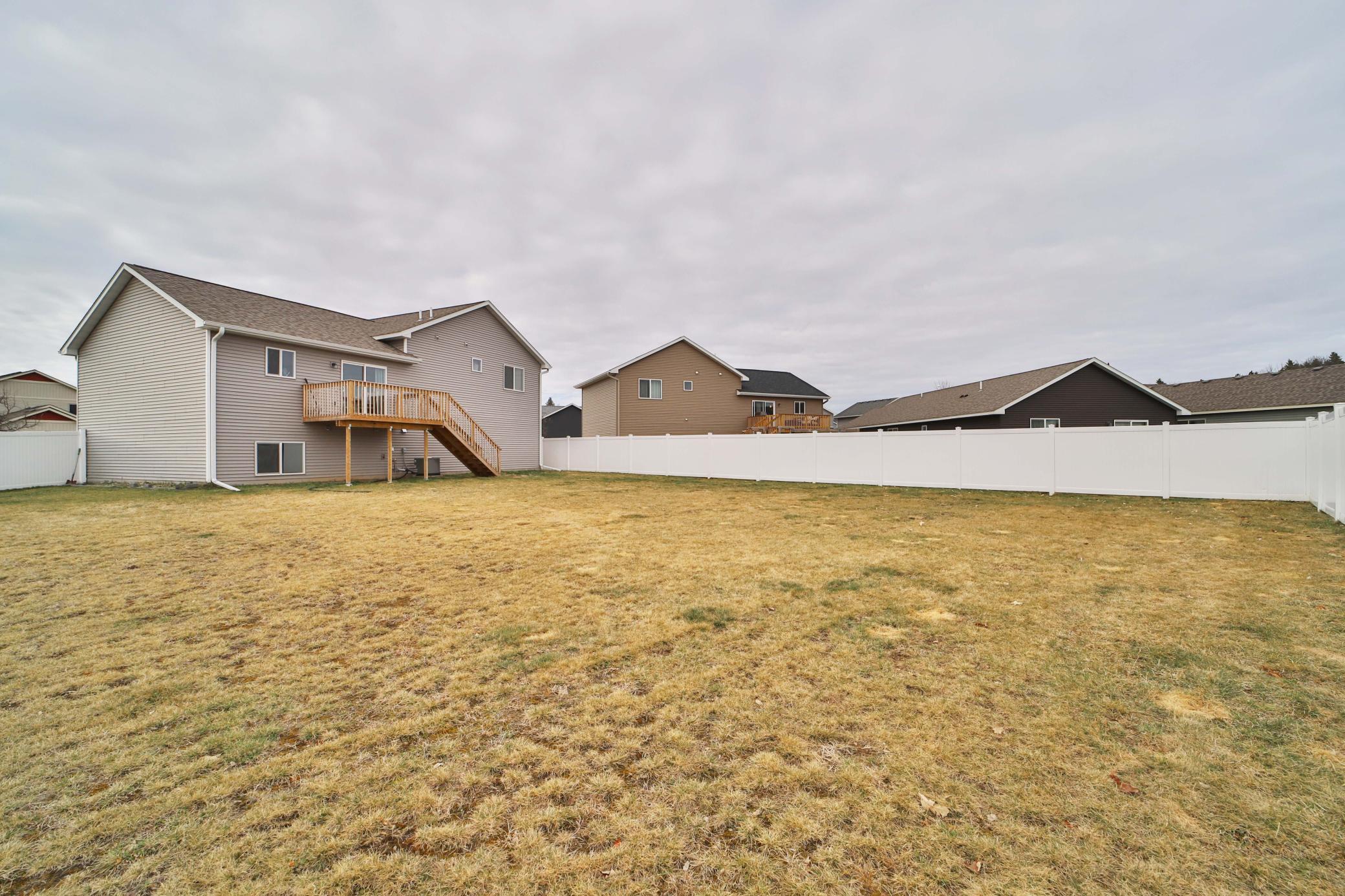 main property photo 35