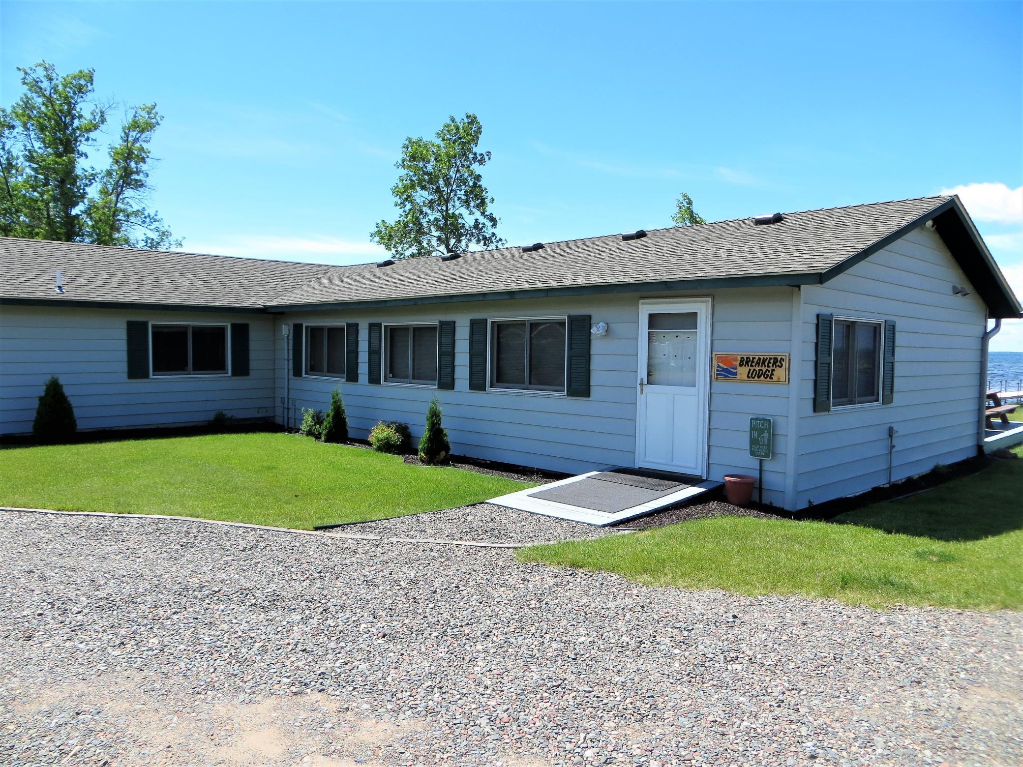 main property photo 25