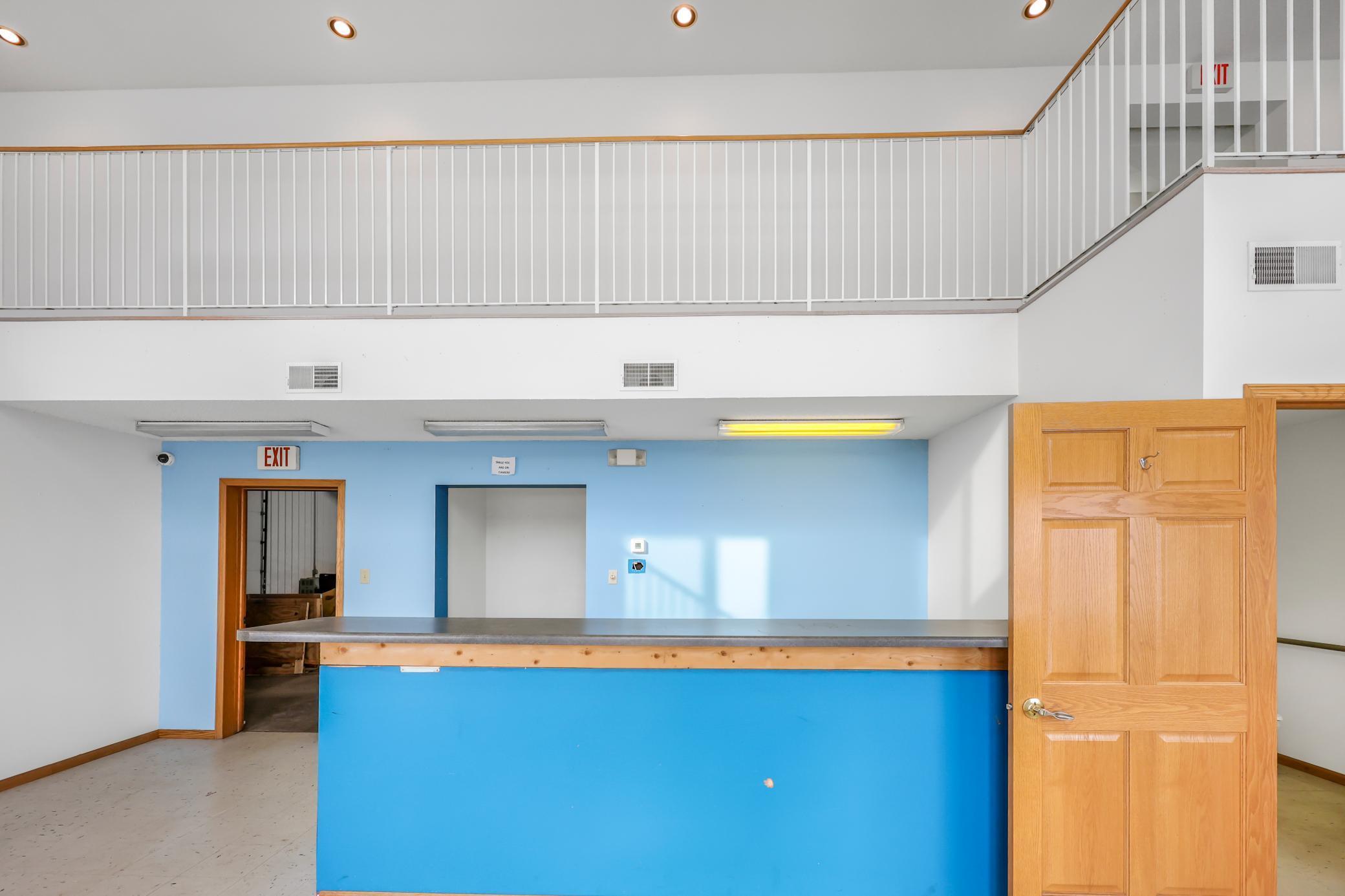 main property photo 10
