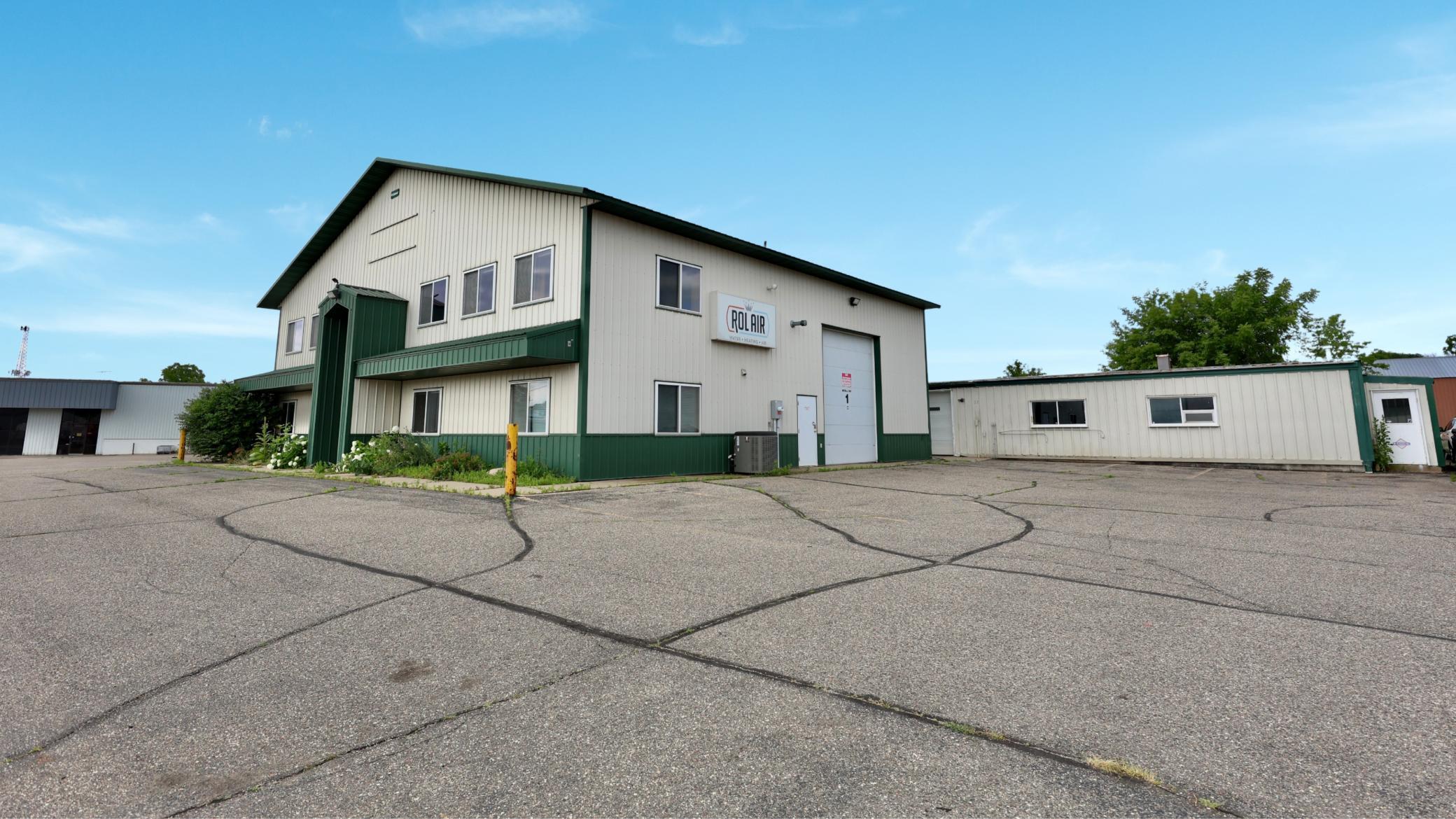 main property photo 36
