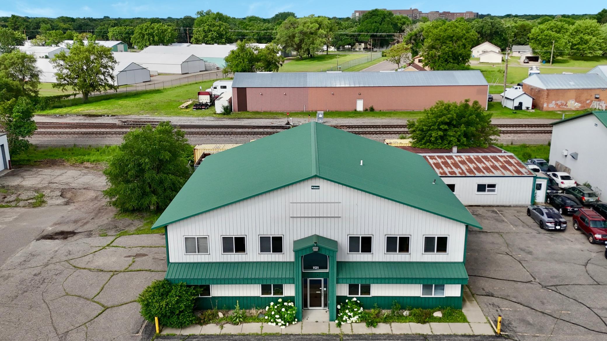main property photo 38