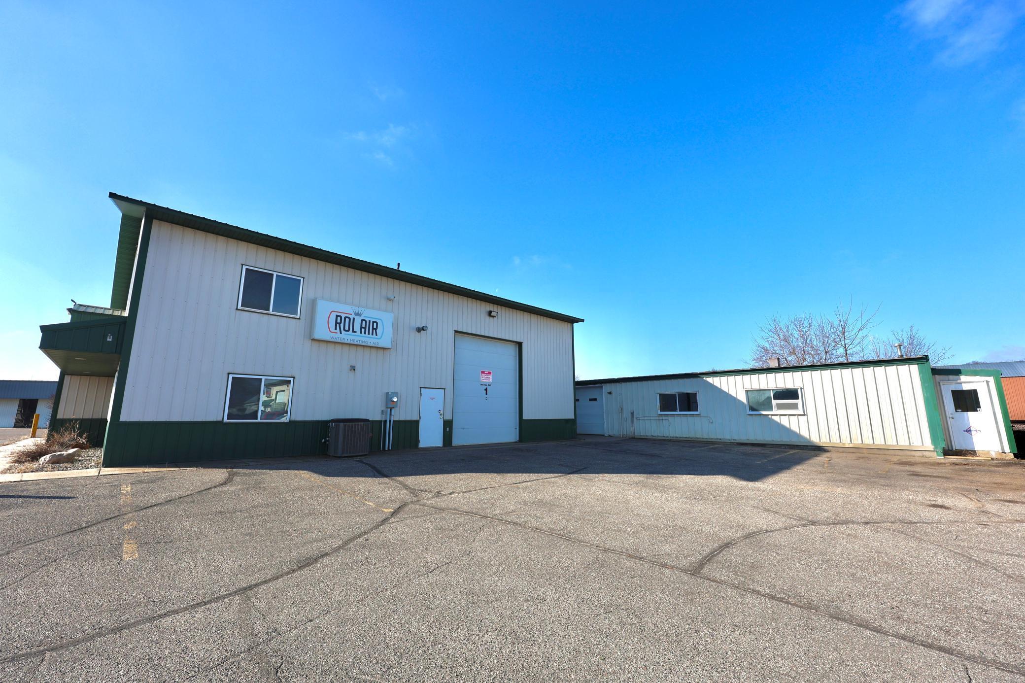 main property photo 4