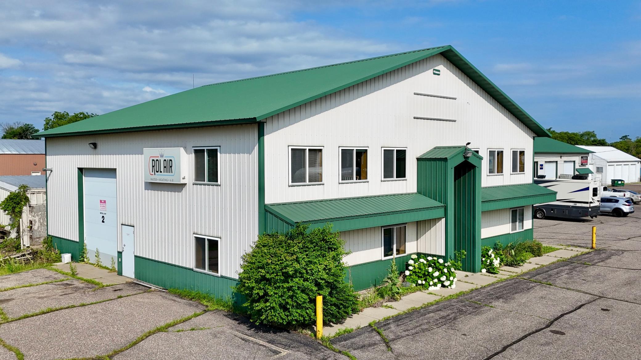 main property photo 41