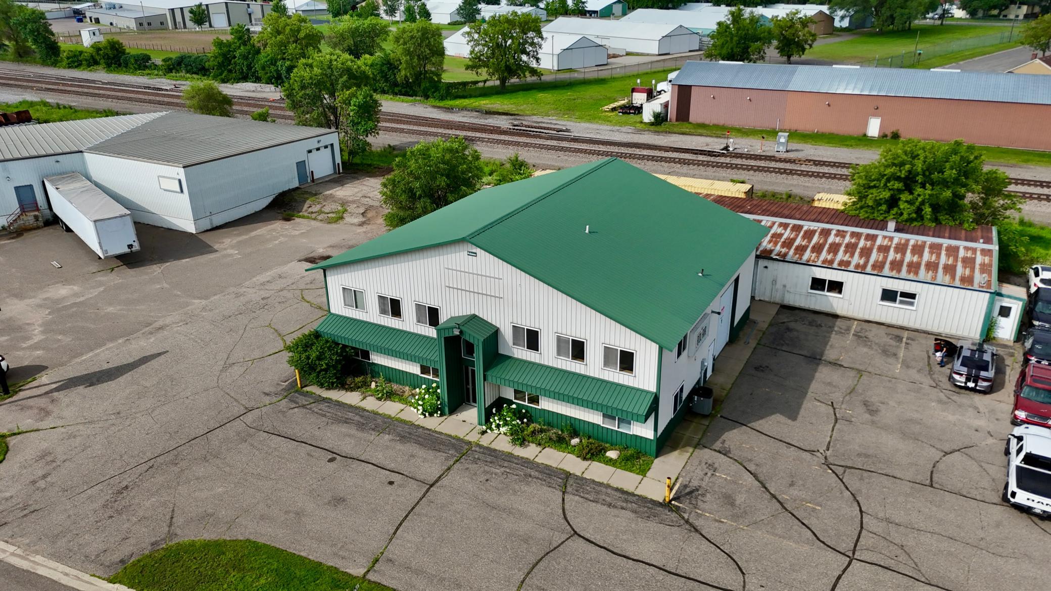 main property photo 44