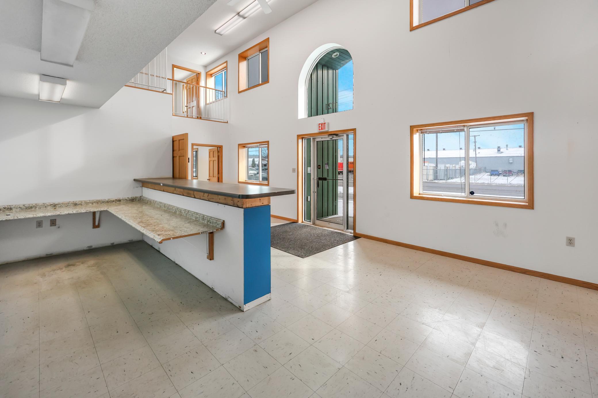 main property photo 6