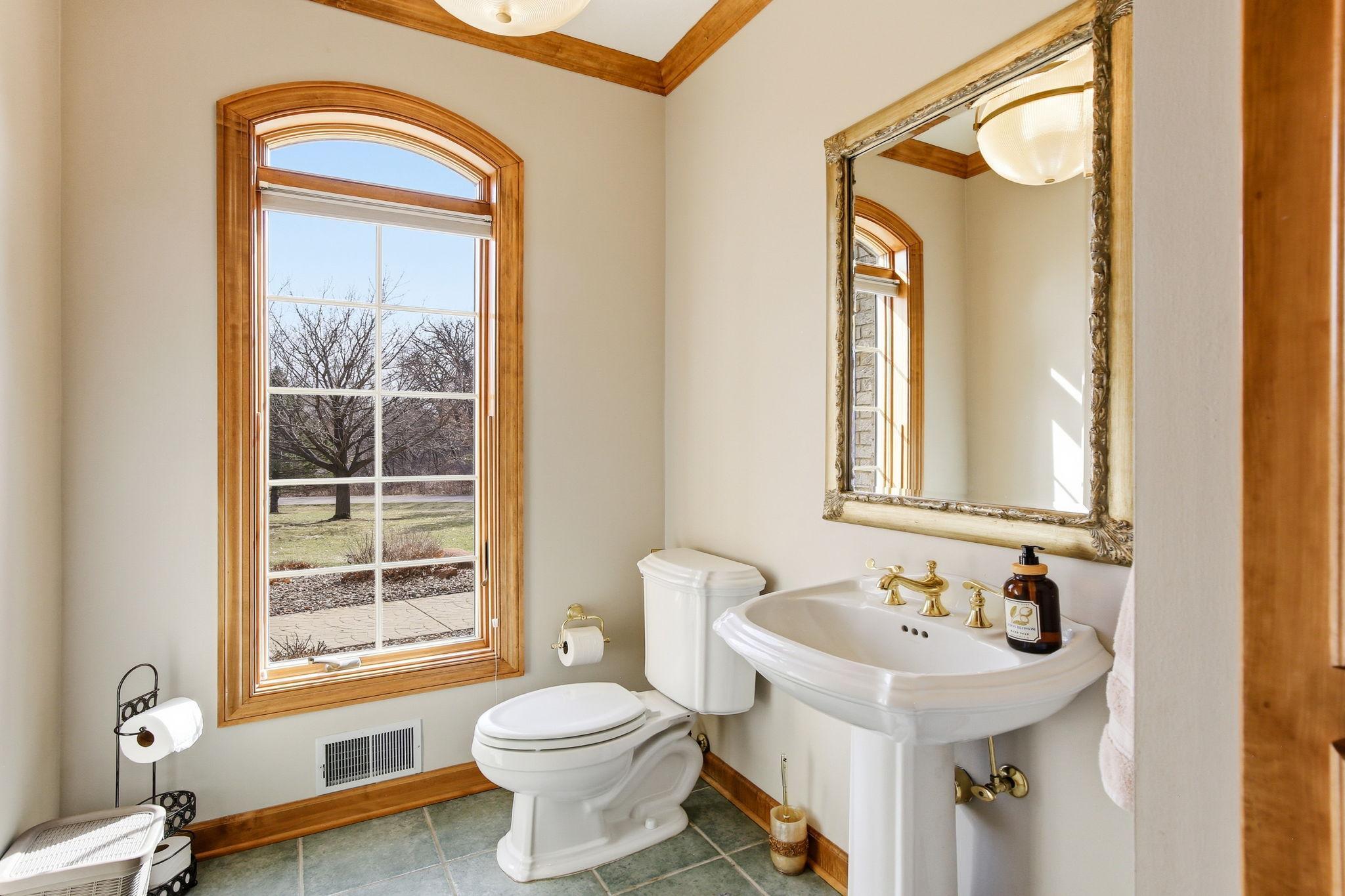 main property photo 25