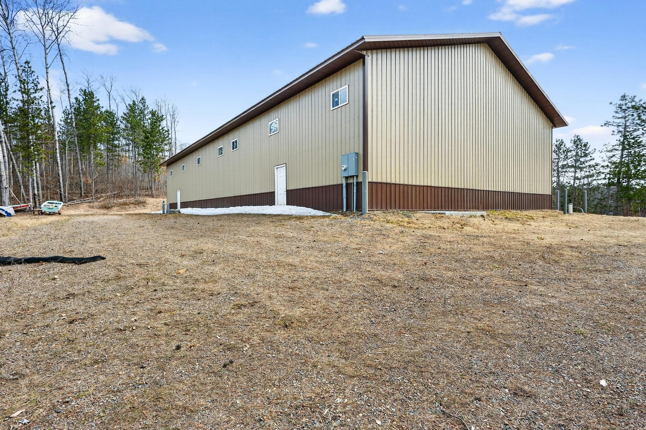 main property photo 12