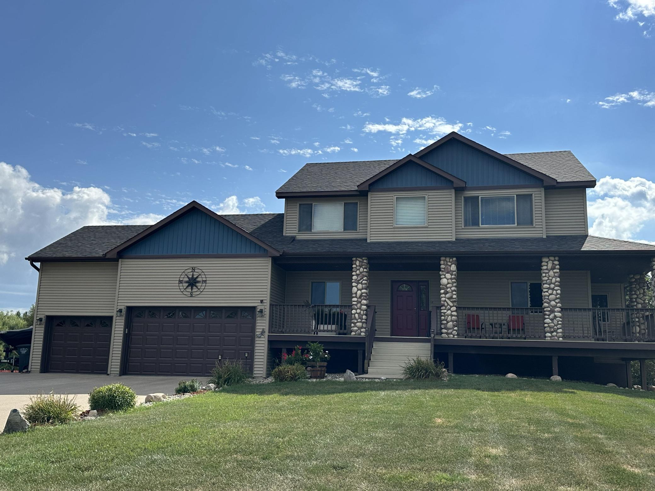 main property photo 43
