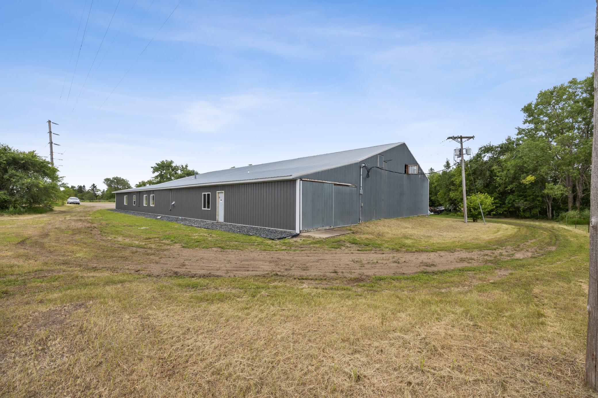 main property photo 3