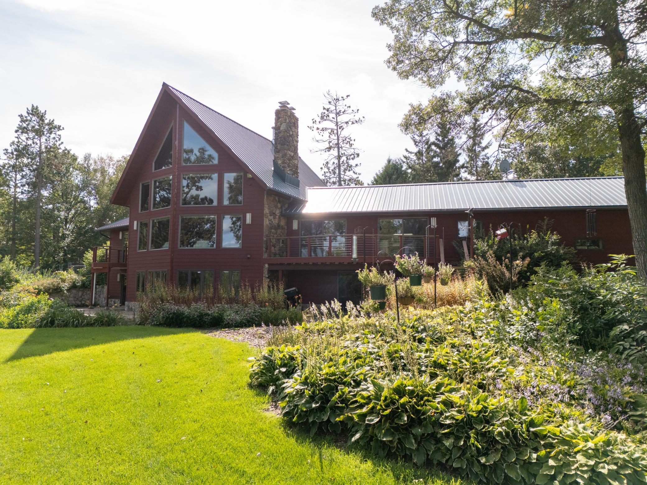 main property photo 30
