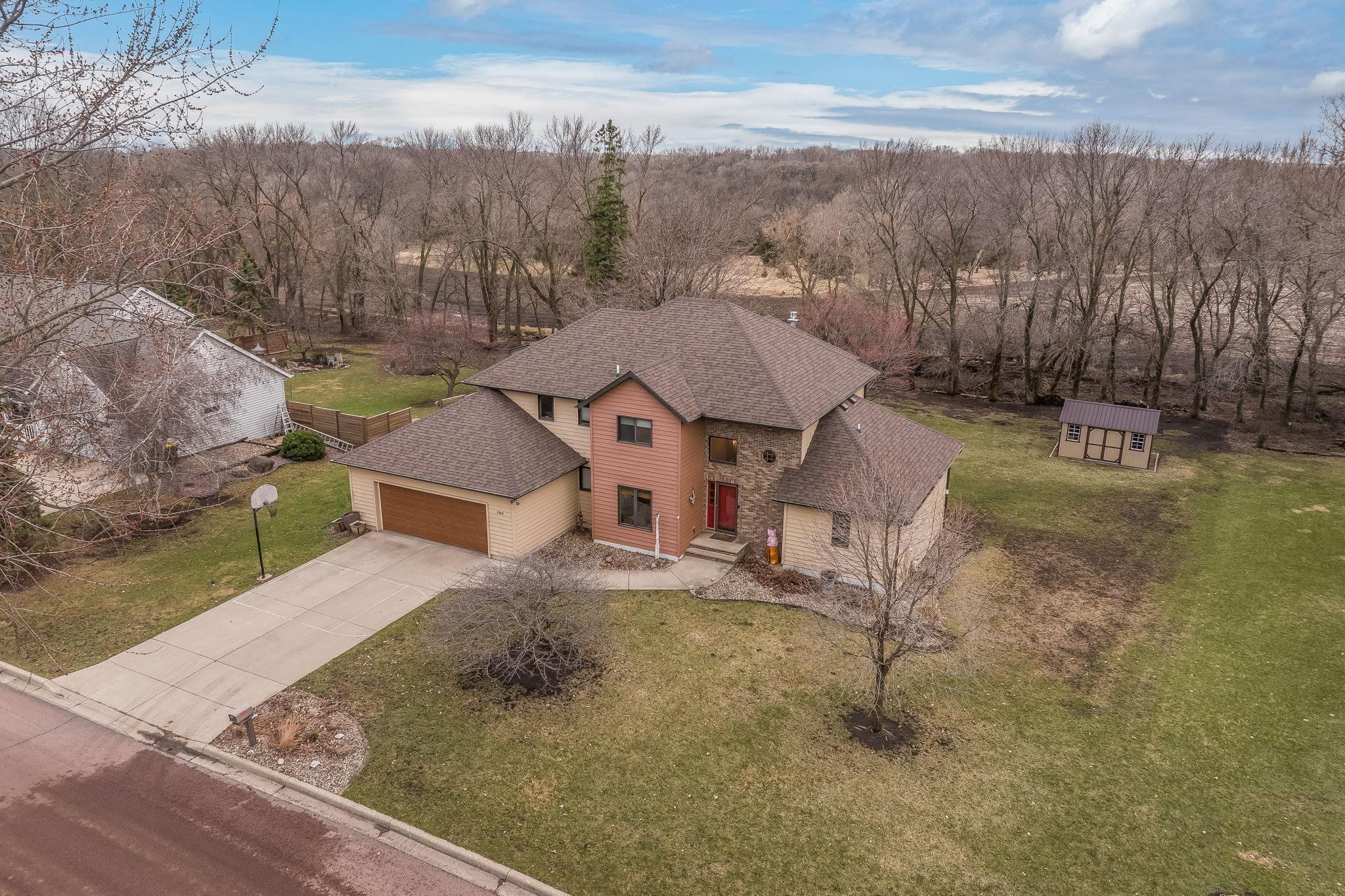 main property photo 50