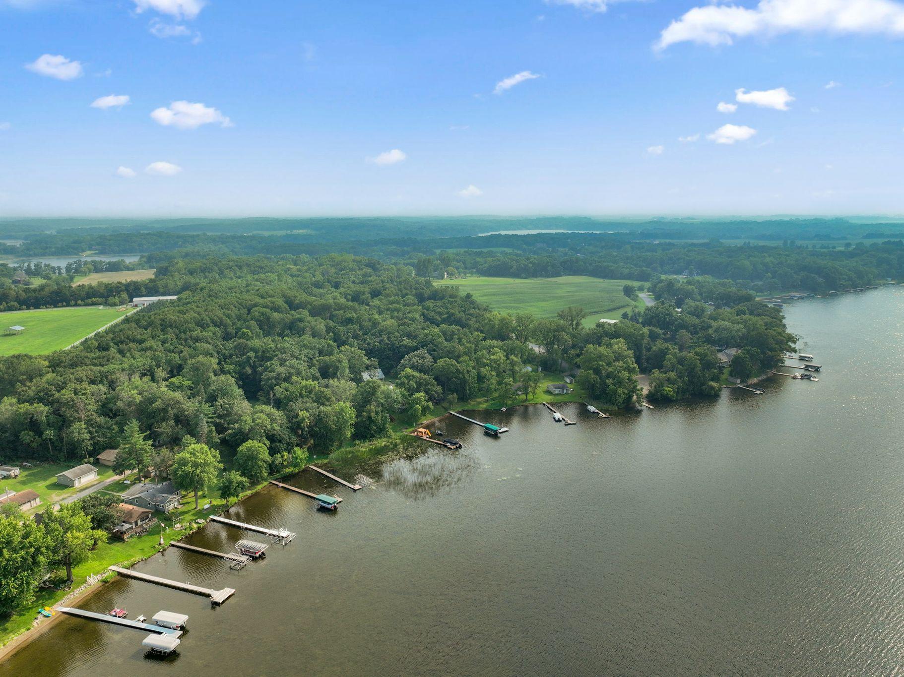main property photo 19