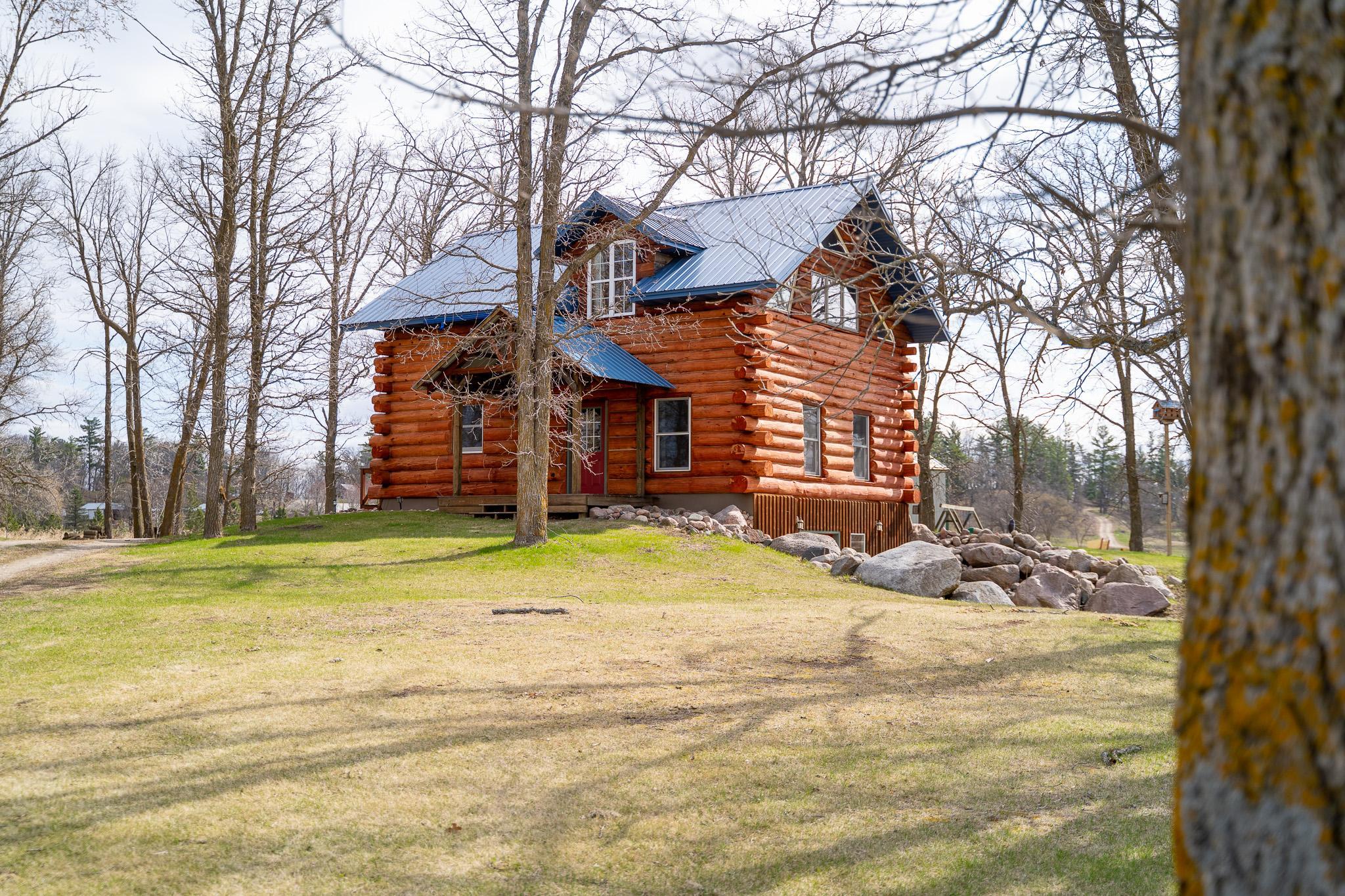 main property photo 9
